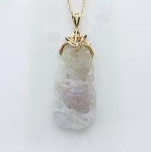 Load image into Gallery viewer, Vintage 14K Yellow Gold Carved Lavender Jade Immortality Pendant
