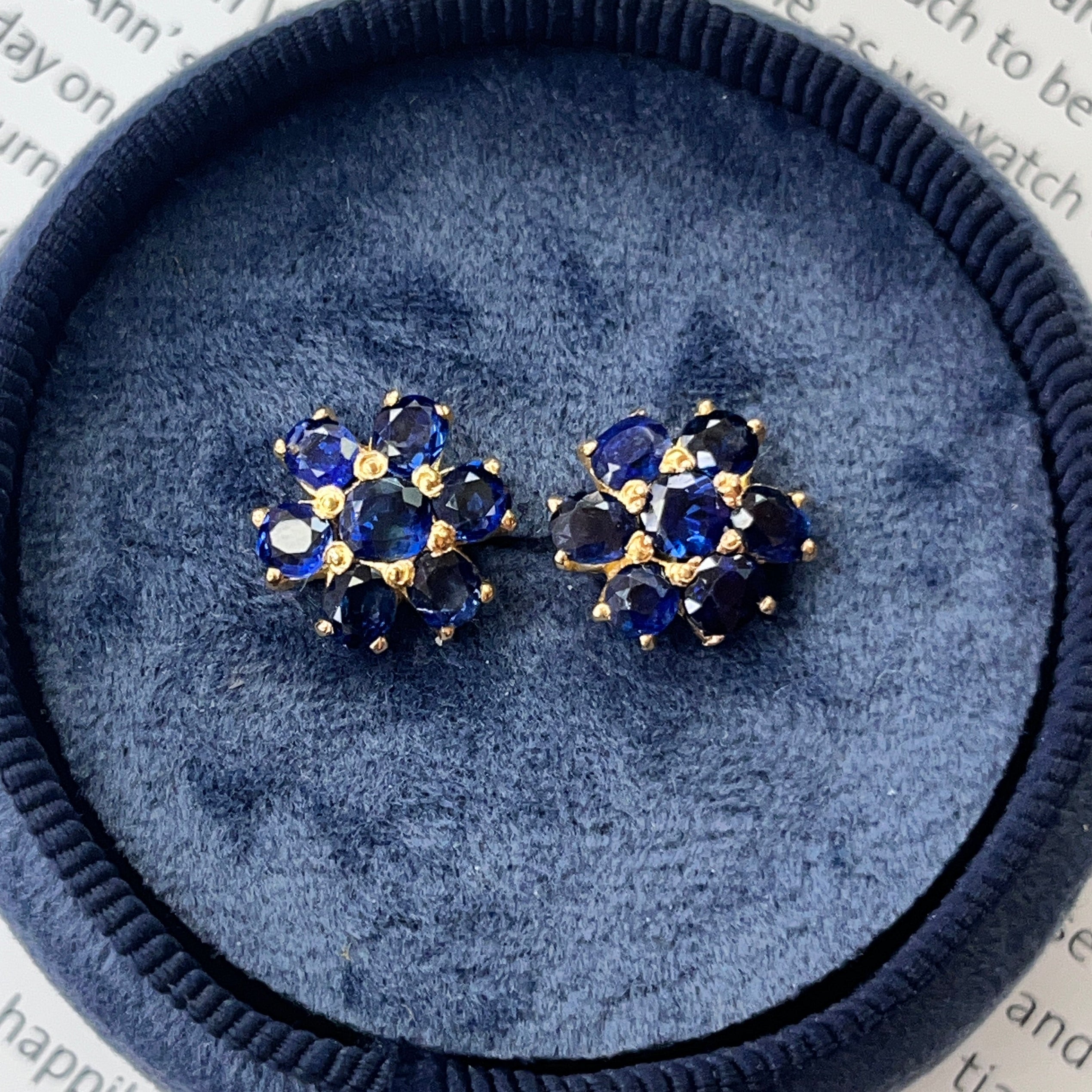 Vintage 18K Yellow Gold Sapphire Flower Studs