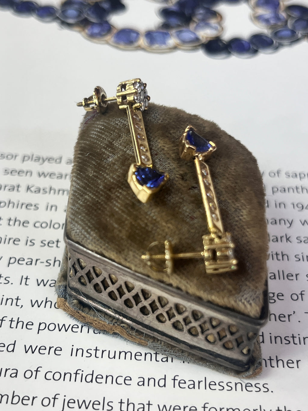 Vintage 14K Yellow Gold Tanzanite & Diamond Dangling Earrings
