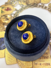 Load image into Gallery viewer, Vintage 18K Yellow Gold Lapis Lazuli Clip Earrings.
