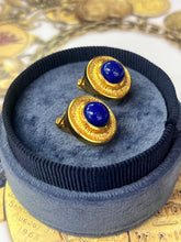 Load image into Gallery viewer, Vintage 18K Yellow Gold Lapis Lazuli Clip Earrings.
