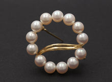 Load image into Gallery viewer, Vintage Mikimoto 18K Yellow Gold Pearl Circle Brooch
