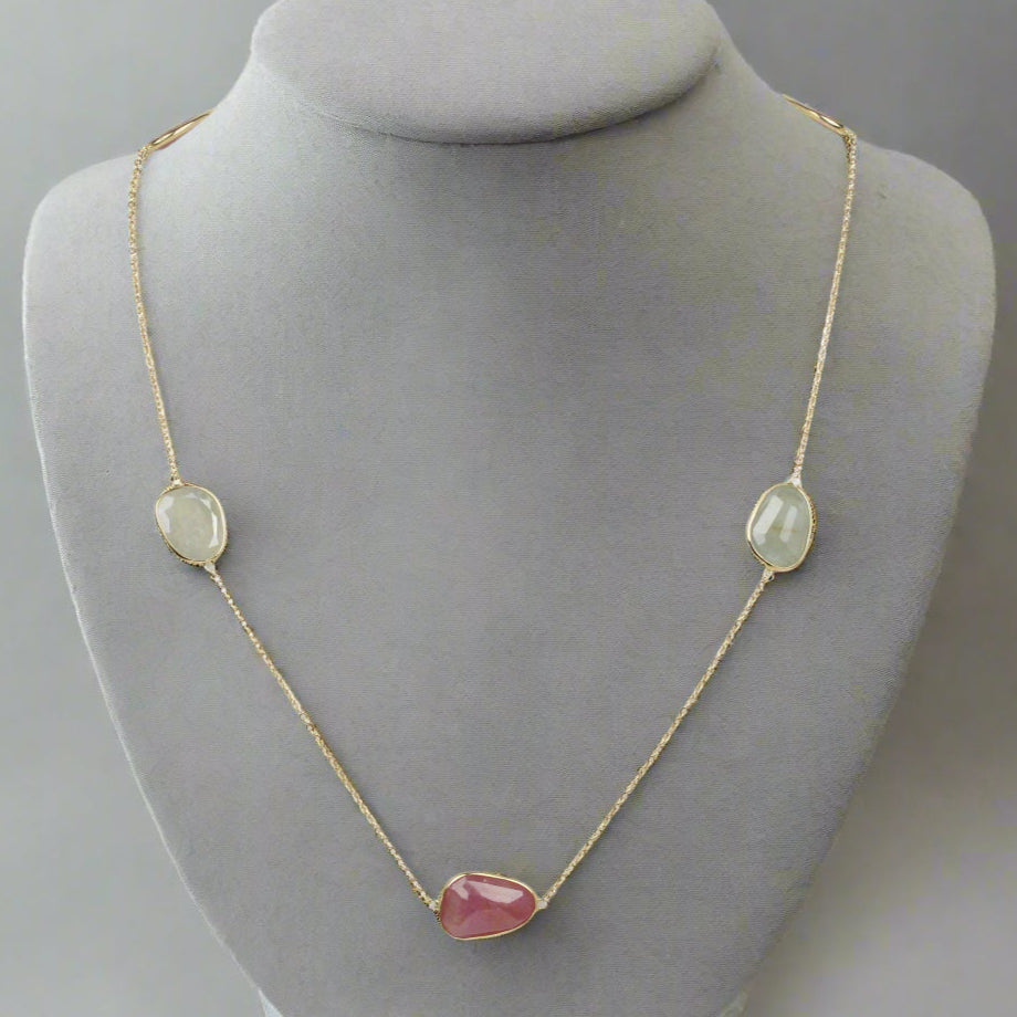 Vintage 14K Yellow Gold Garnet Station Necklace