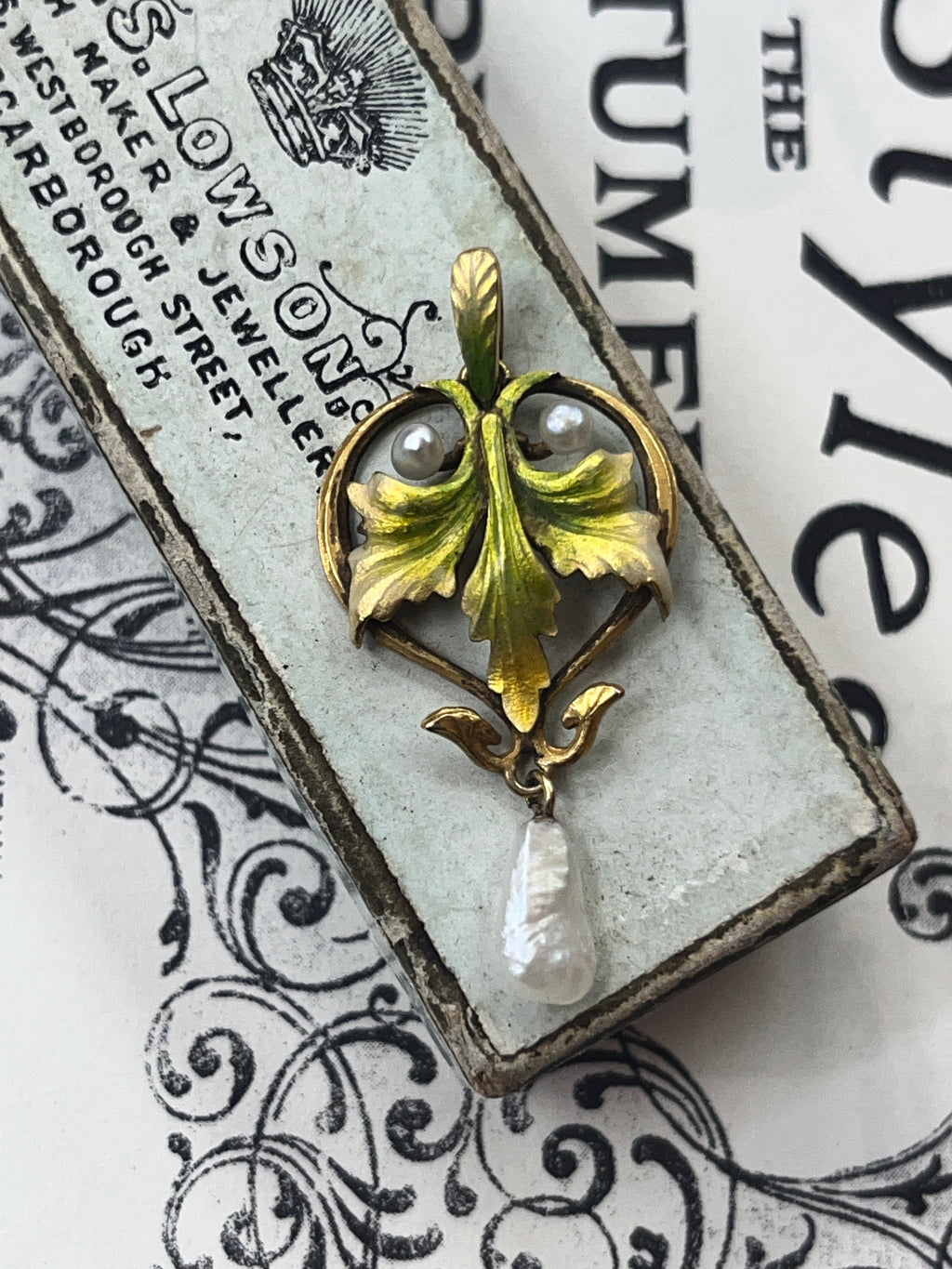 Antique Art Nouveau Krementz Enamel Ivy Leaf 14K Yellow Gold Pearl Pendant.