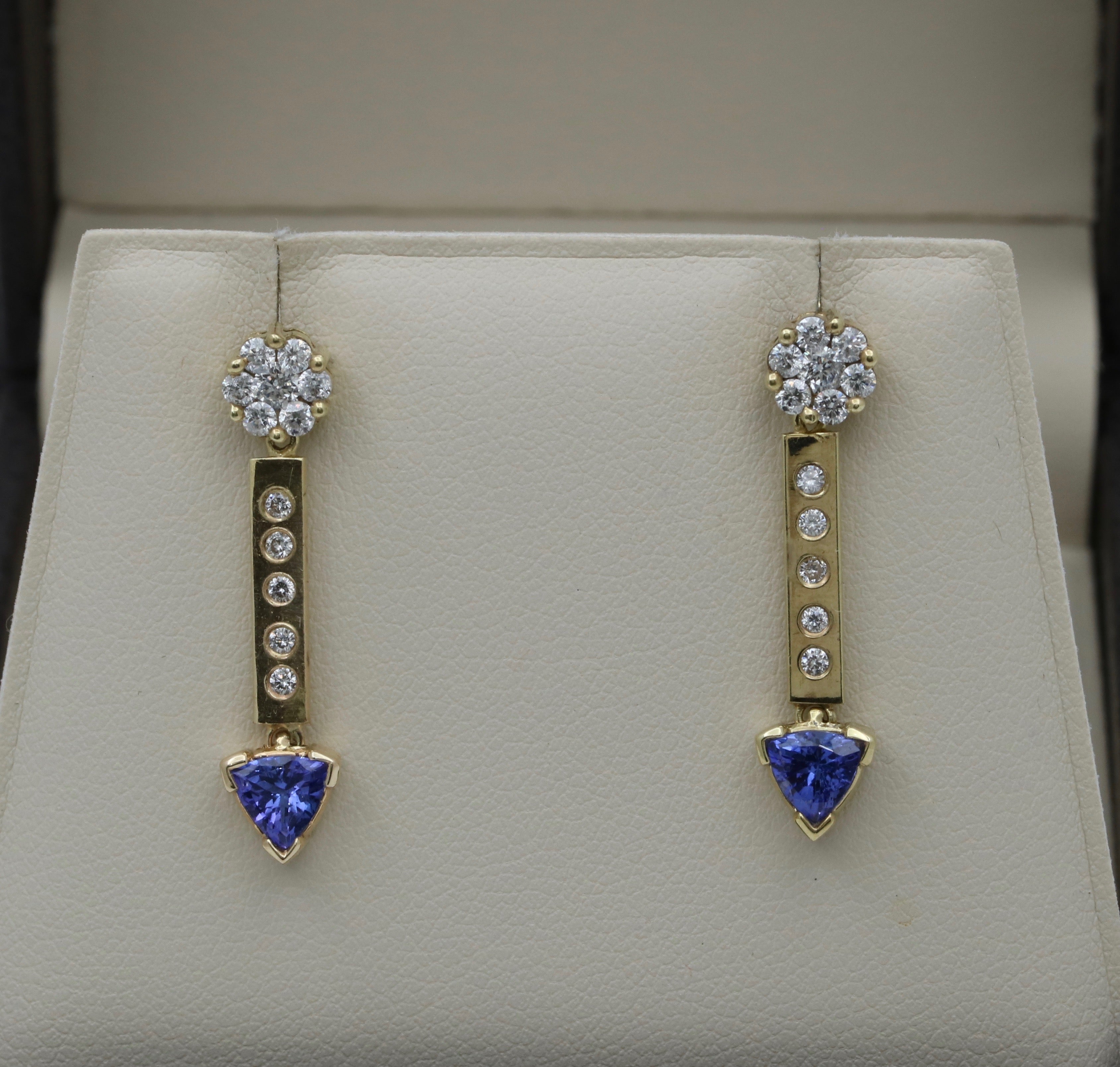 Vintage 14K Yellow Gold Tanzanite & Diamond Dangling Earrings