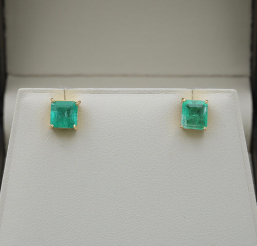 Vintage 18k Yellow Gold Square Cut Emerald Stud Earrings