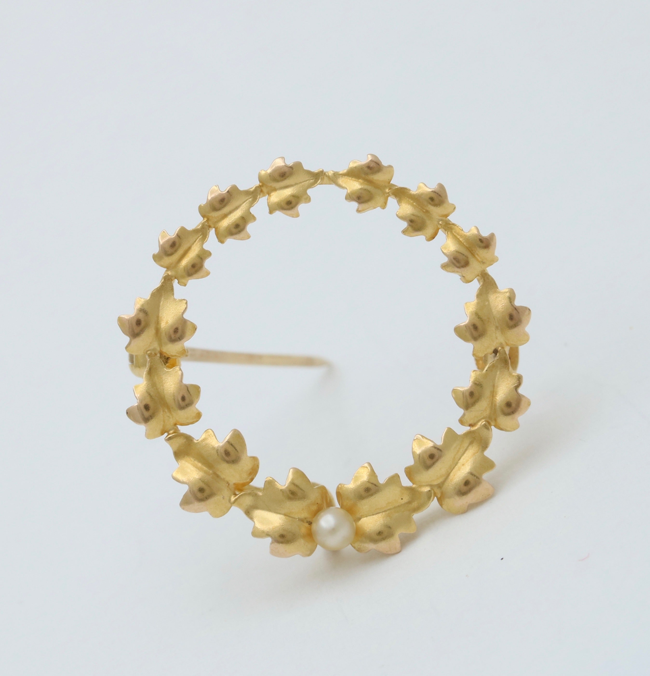 Vintage 14K Yellow Gold Wreath Pearl Brooch Pin