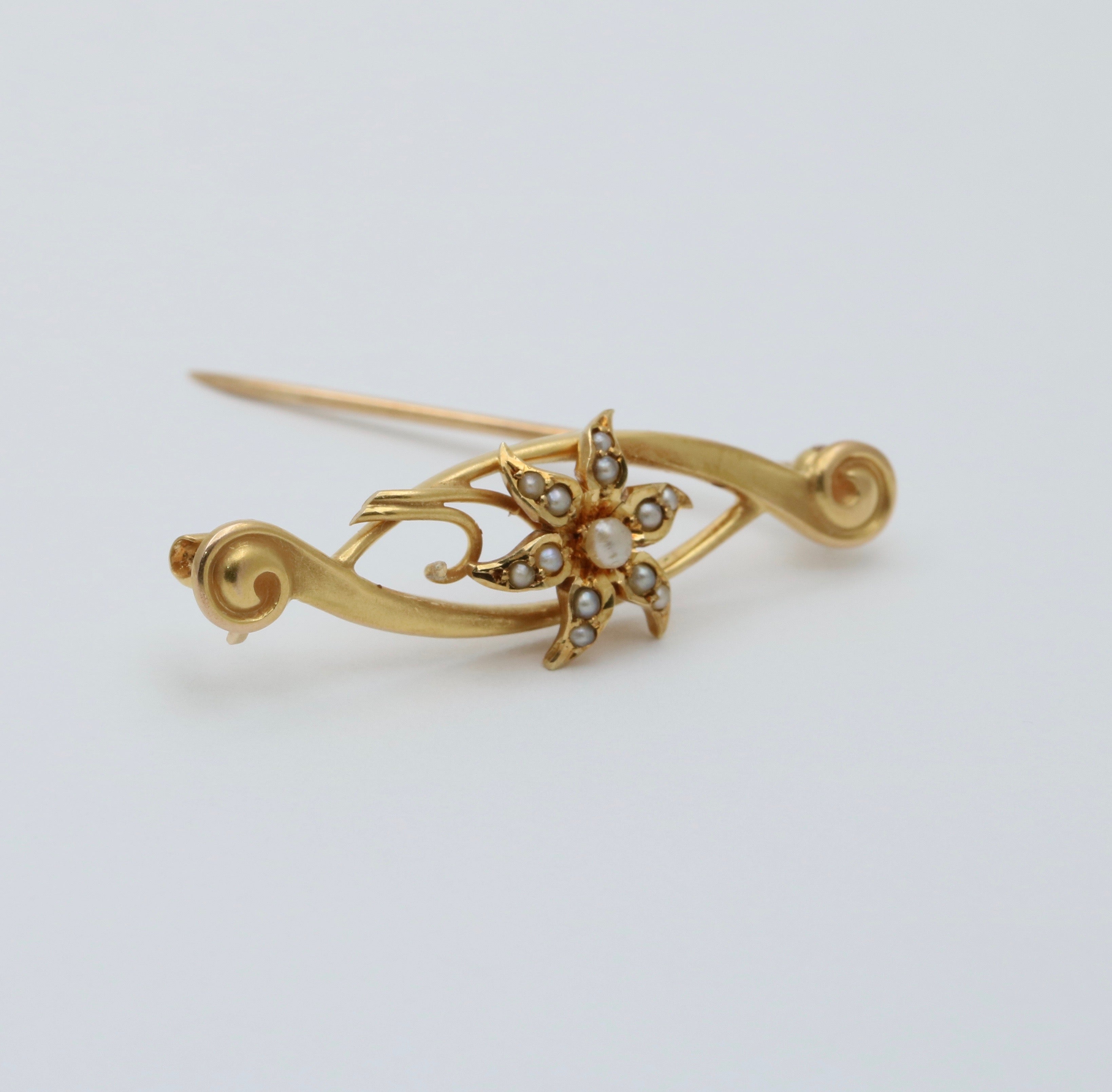 Art Nouveau 14K Yellow Gold Floral Pearl Brooch