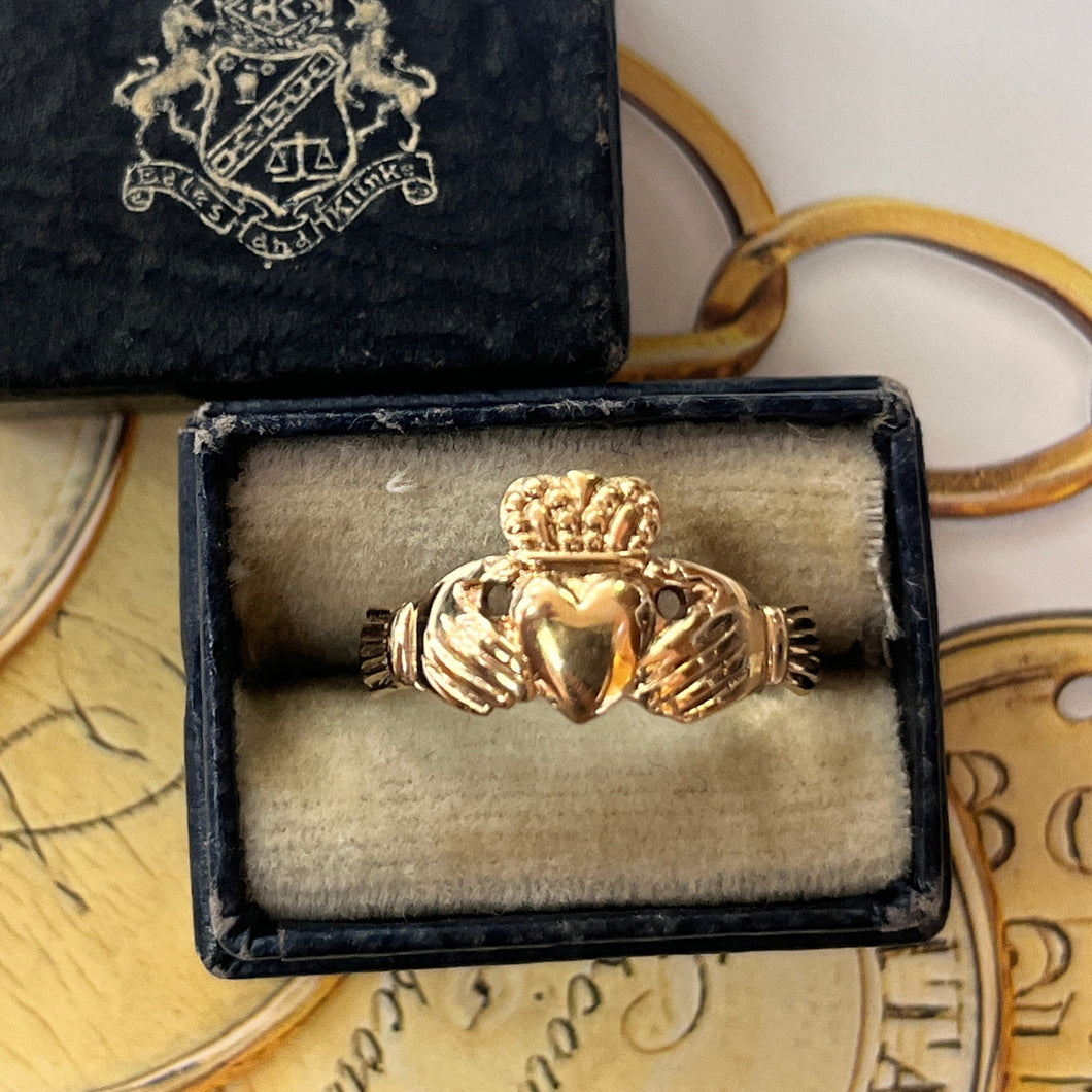 Vintage 9K Yellow Gold Claddagh Ring, Fade Ring