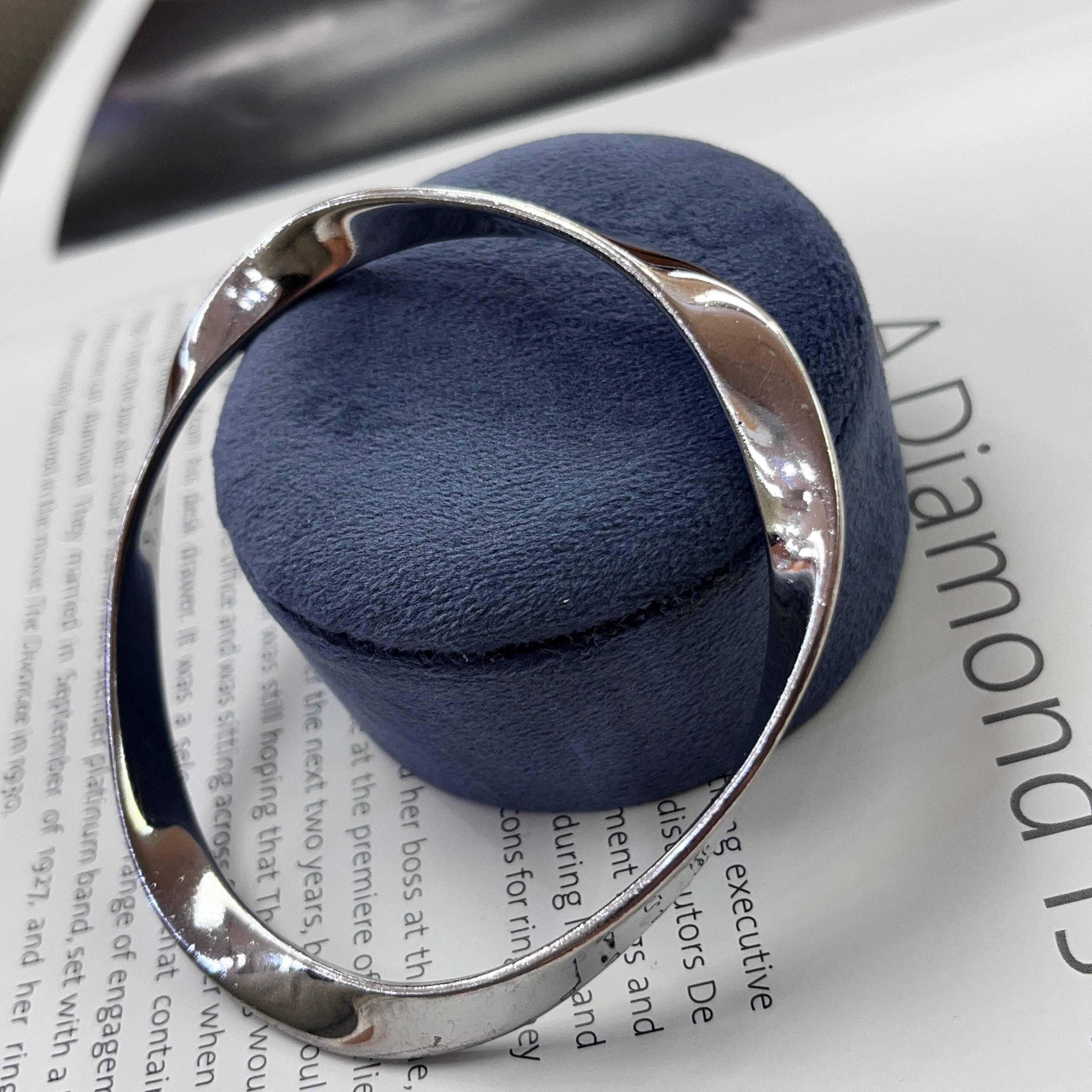 Vintage ELLE Sterling Silver Twist Bangle