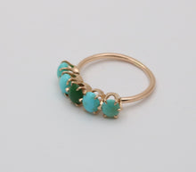 Load image into Gallery viewer, Vintage 14K Yellow Gold  Turquoise 5 stones ring
