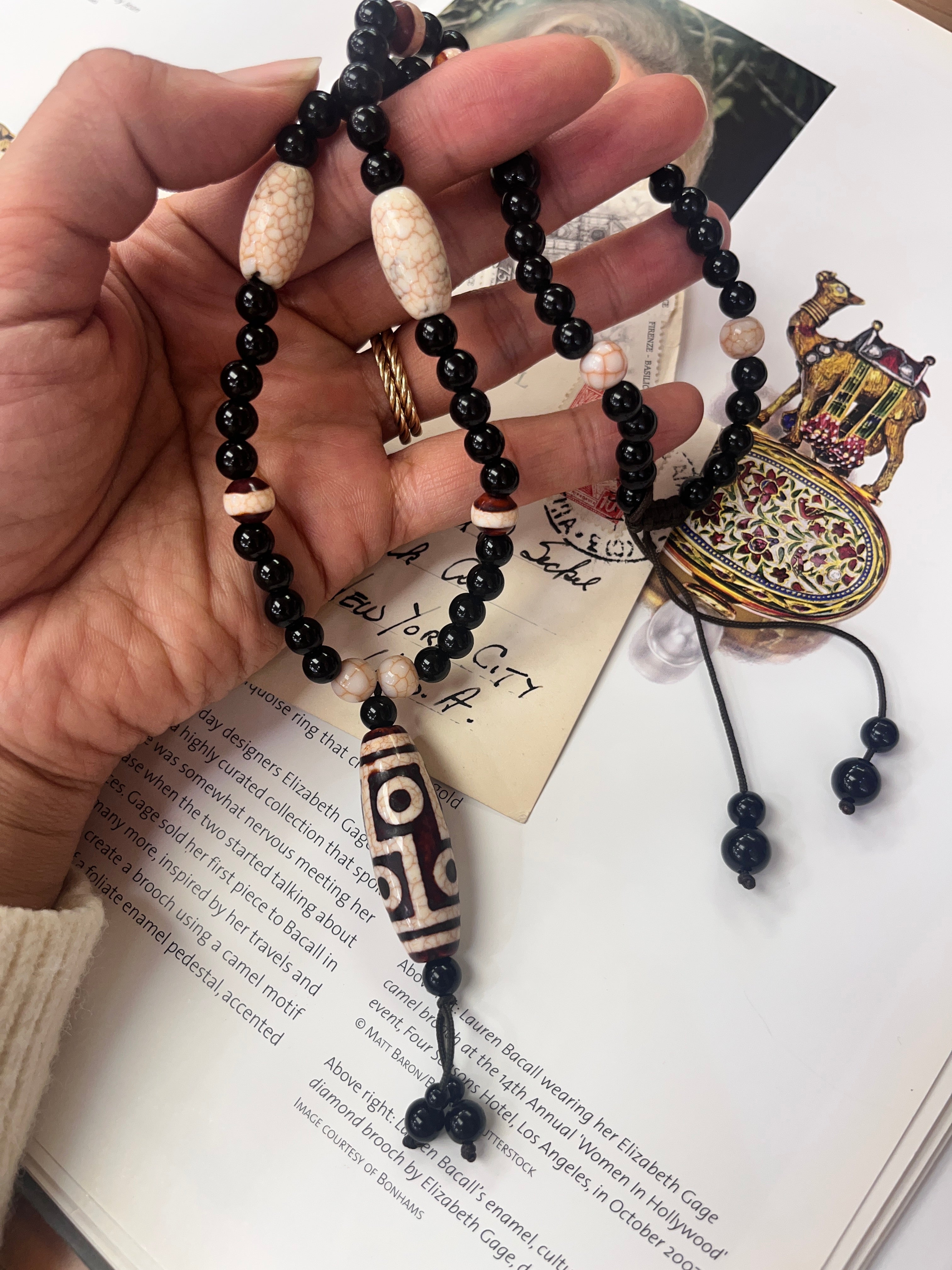 Vintage Tibetan Agate Dzi Style Pendant Necklace