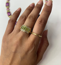 Load image into Gallery viewer, Vintage 14K Yellow Gold Peridot &amp; DIamond Ring, Statement Ring
