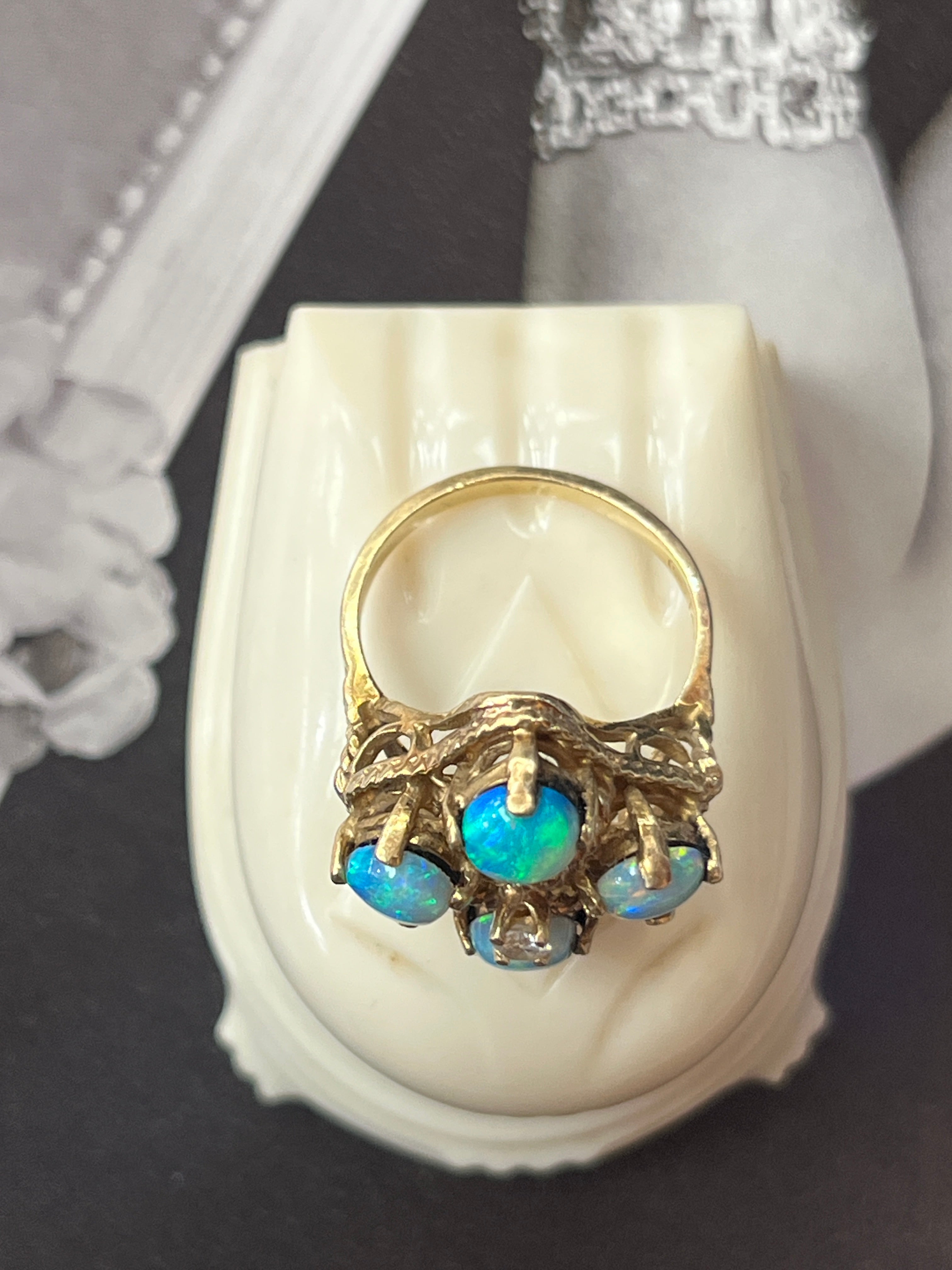 Vintage 14K Yellow Gold Australian Opal & Diamond Ring