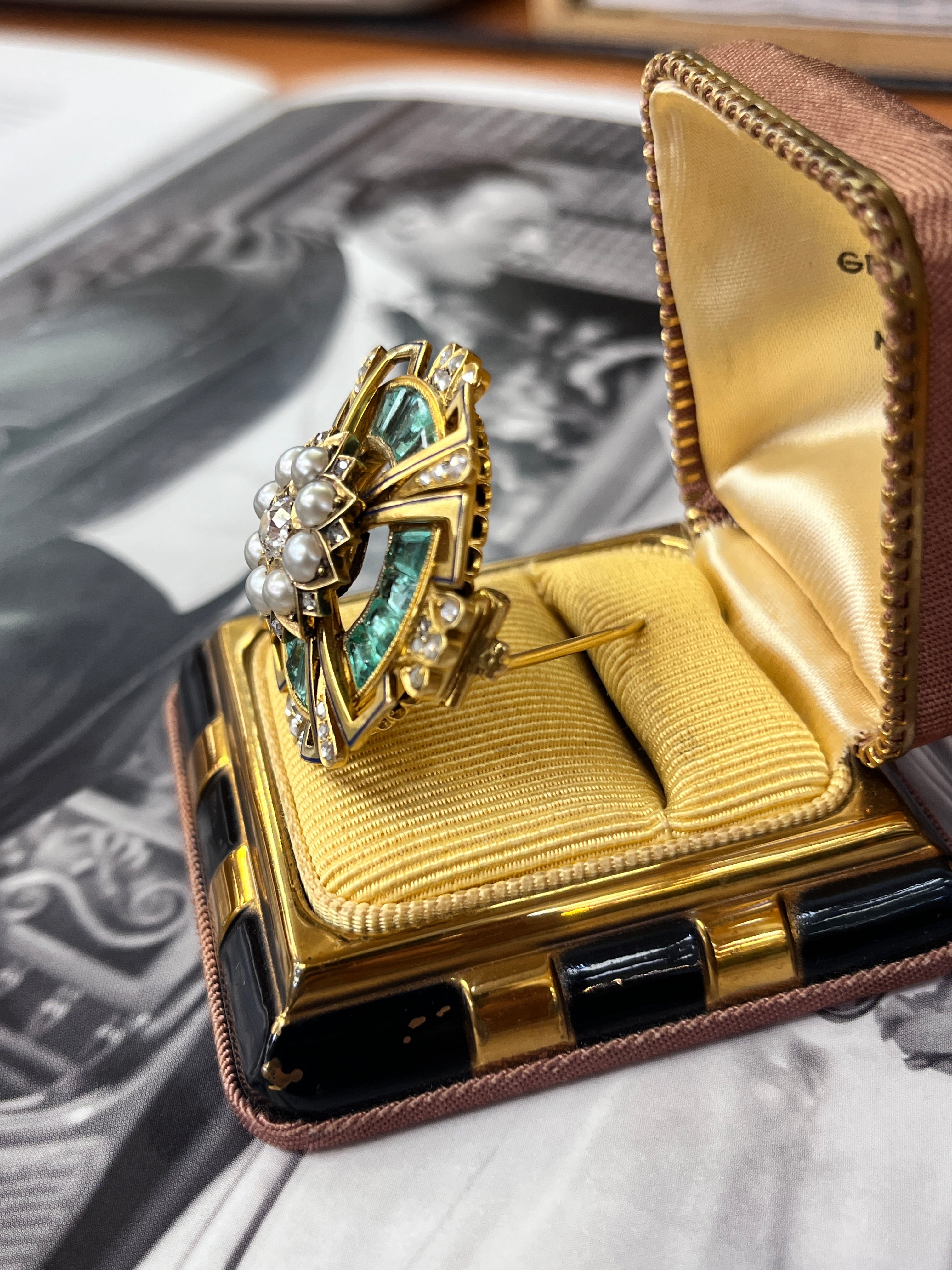 Antique 14K Yellow Gold Emerald, Diamond and Pearl Brooch