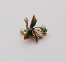 Load image into Gallery viewer, Vintage 14K Yellow Gold Floral Motif Emerald, Pearl &amp; Enamel Charm
