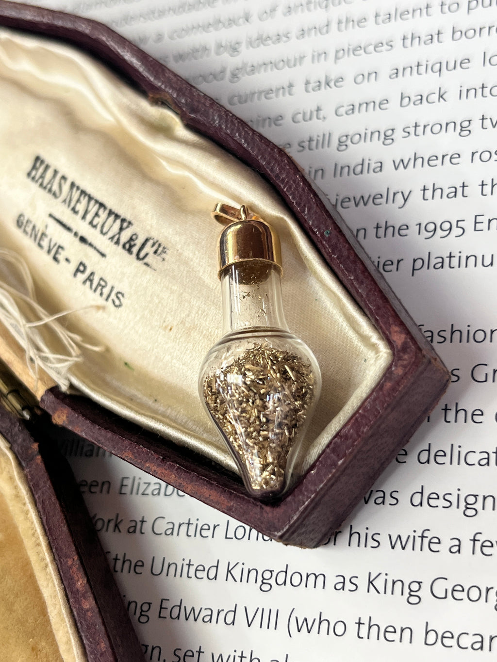 Vintage 14K Yellow Gold Gold Flake Bottle Charm Pendant