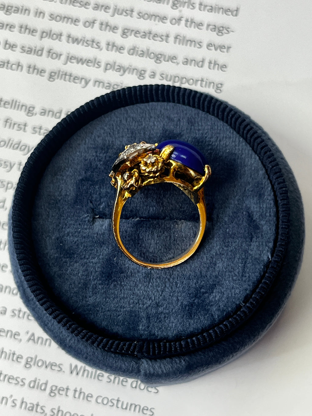 Vintage 14K Yellow Gold Lapis Lazuli & Diamond Artistic Ring