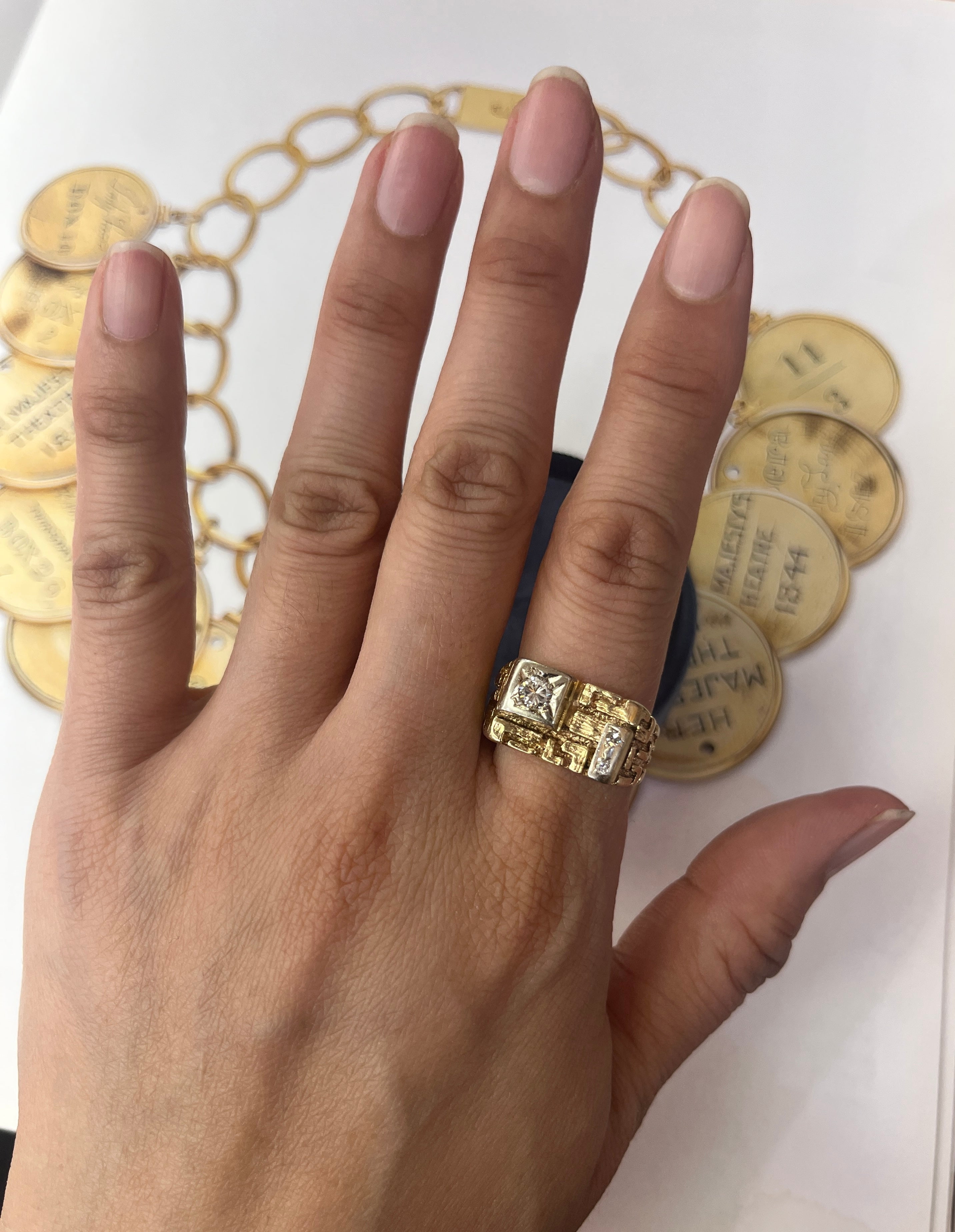 Vintage 14K Yellow Gold Brick Wall Diamond Band