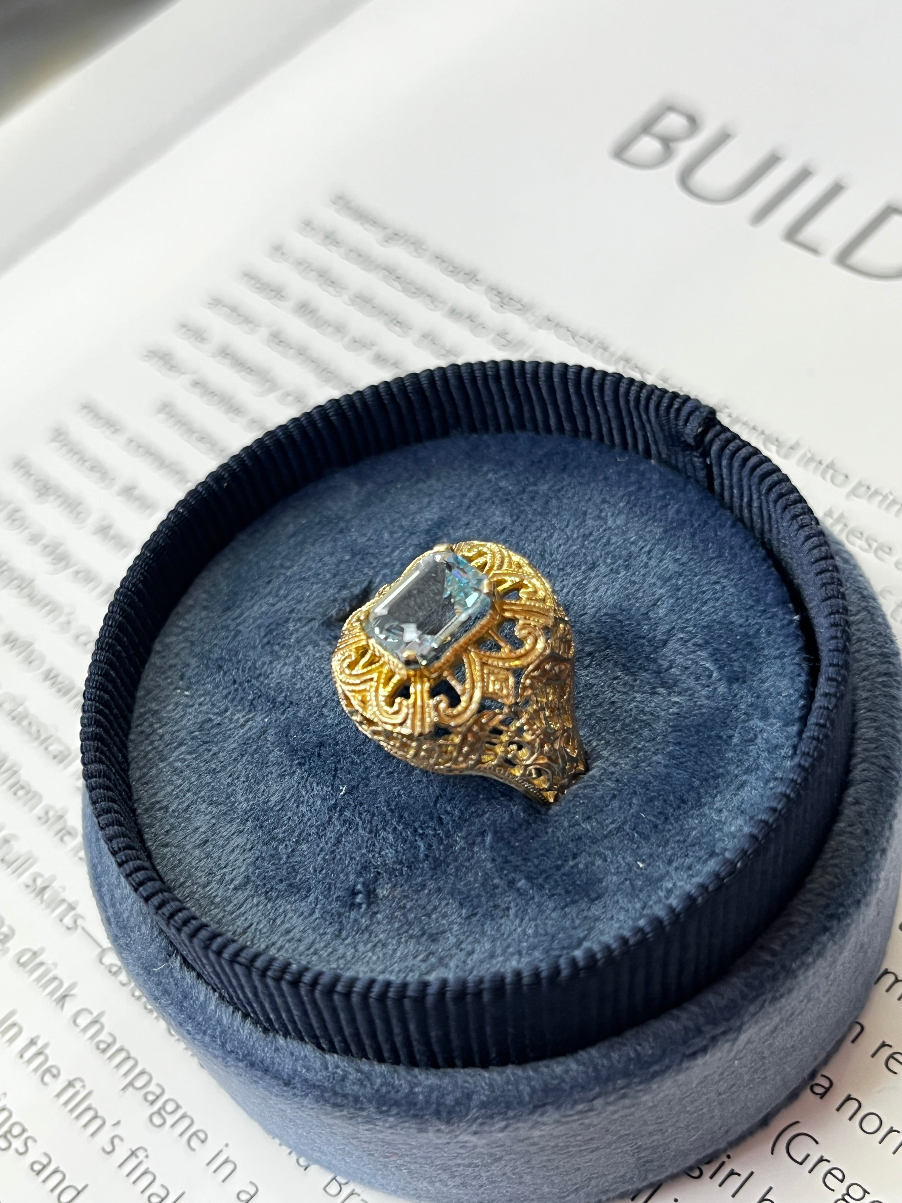 Vintage 10K Yellow Gold Filigree Blue Topaz Ring