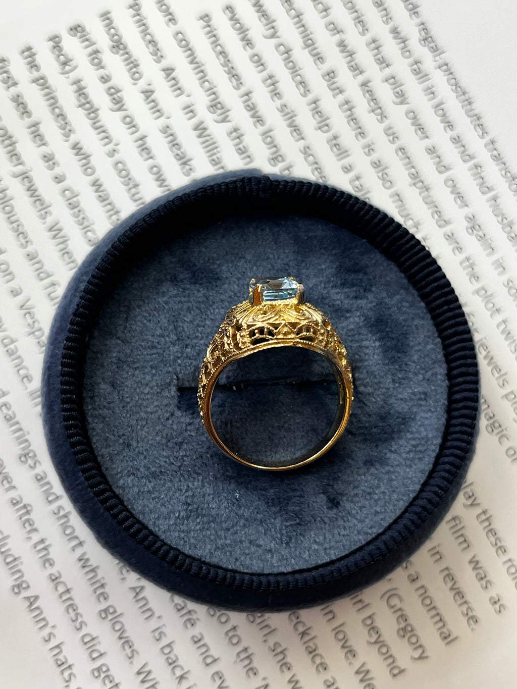 Vintage 10K Yellow Gold Filigree Blue Topaz Ring