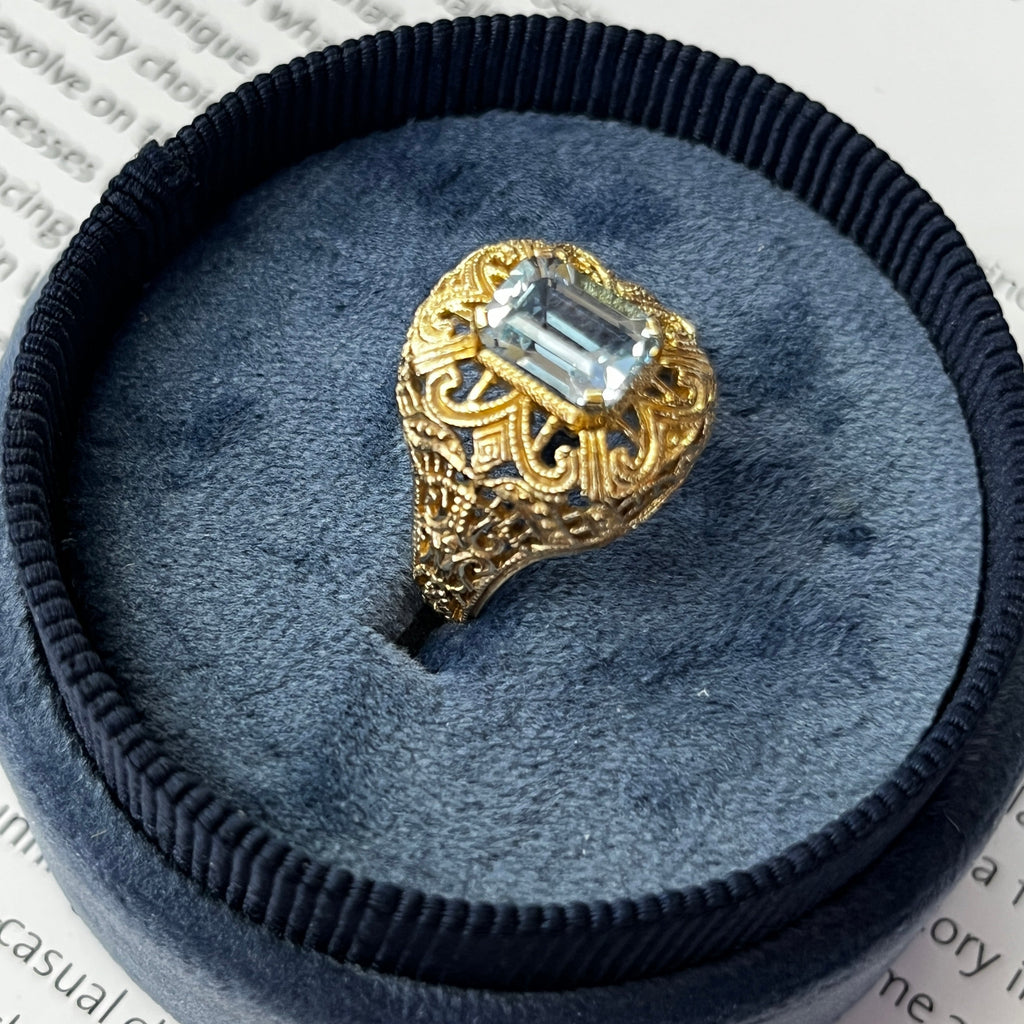 Vintage 10K Yellow Gold Filigree Blue Topaz Ring