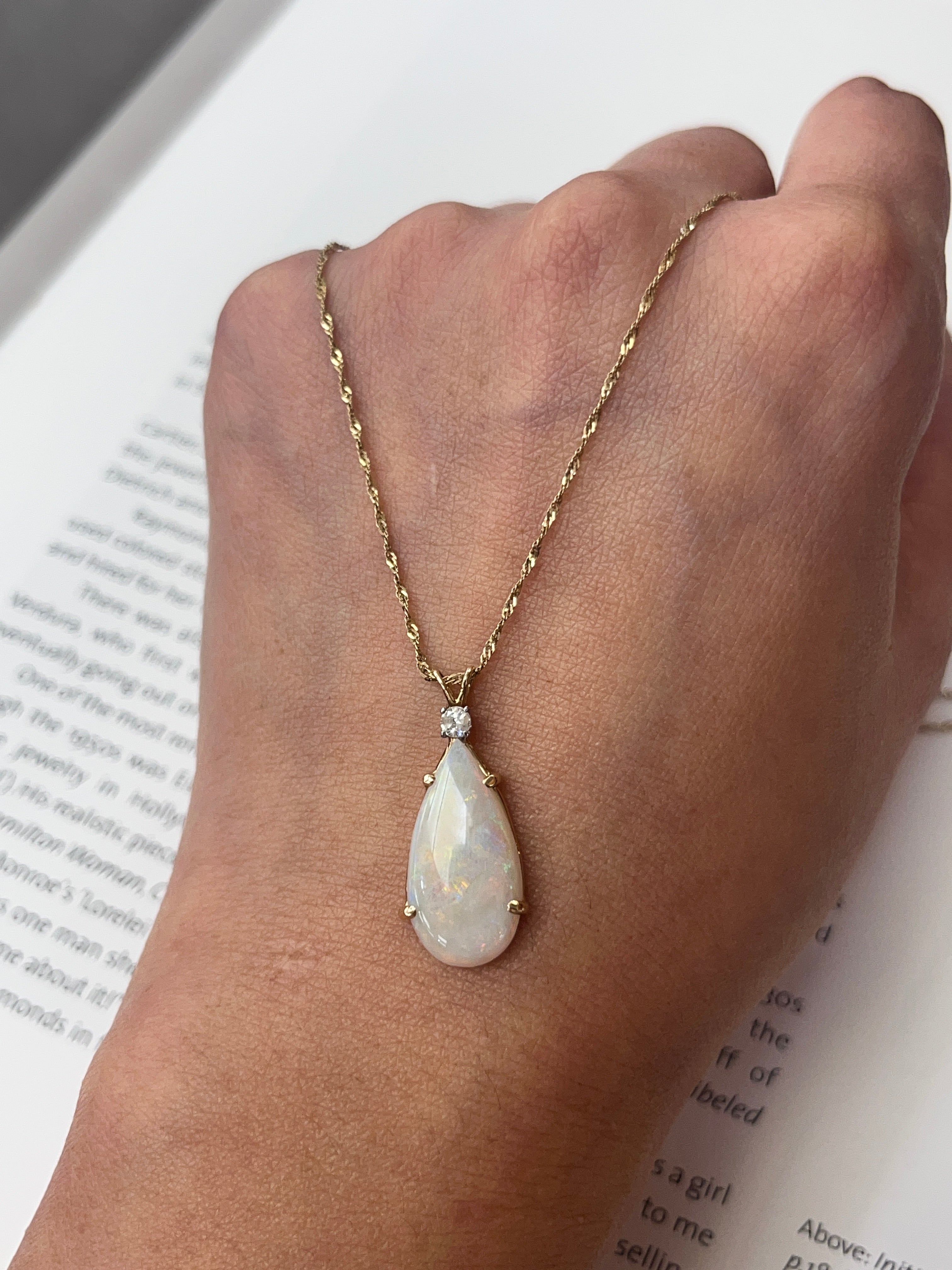 Vintage 14K Yellow Gold Teardrop Ethiopian Opal & Diamond Pendant Necklace
