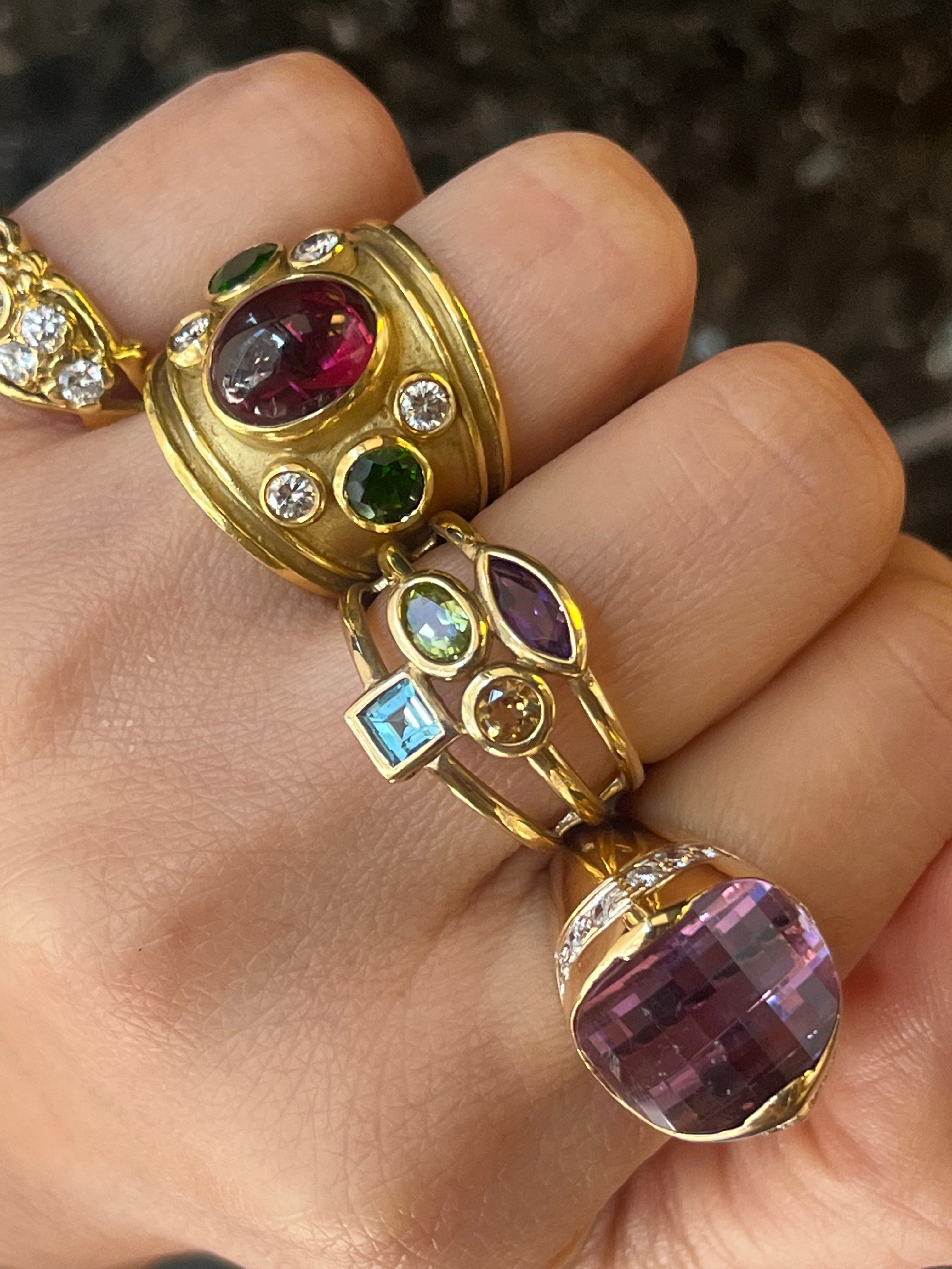 Vintage 10K Yellow Gold Multi Color Gem Stones Ring