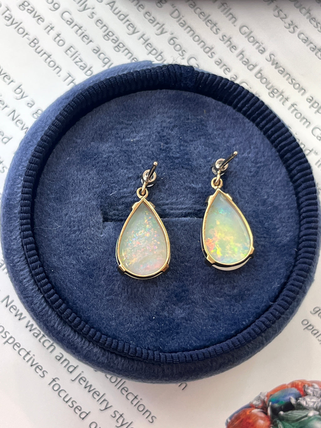 Vintage 14K Yellow Gold Teardrop Ethiopian Opal & Diamond  Dangling Earrings