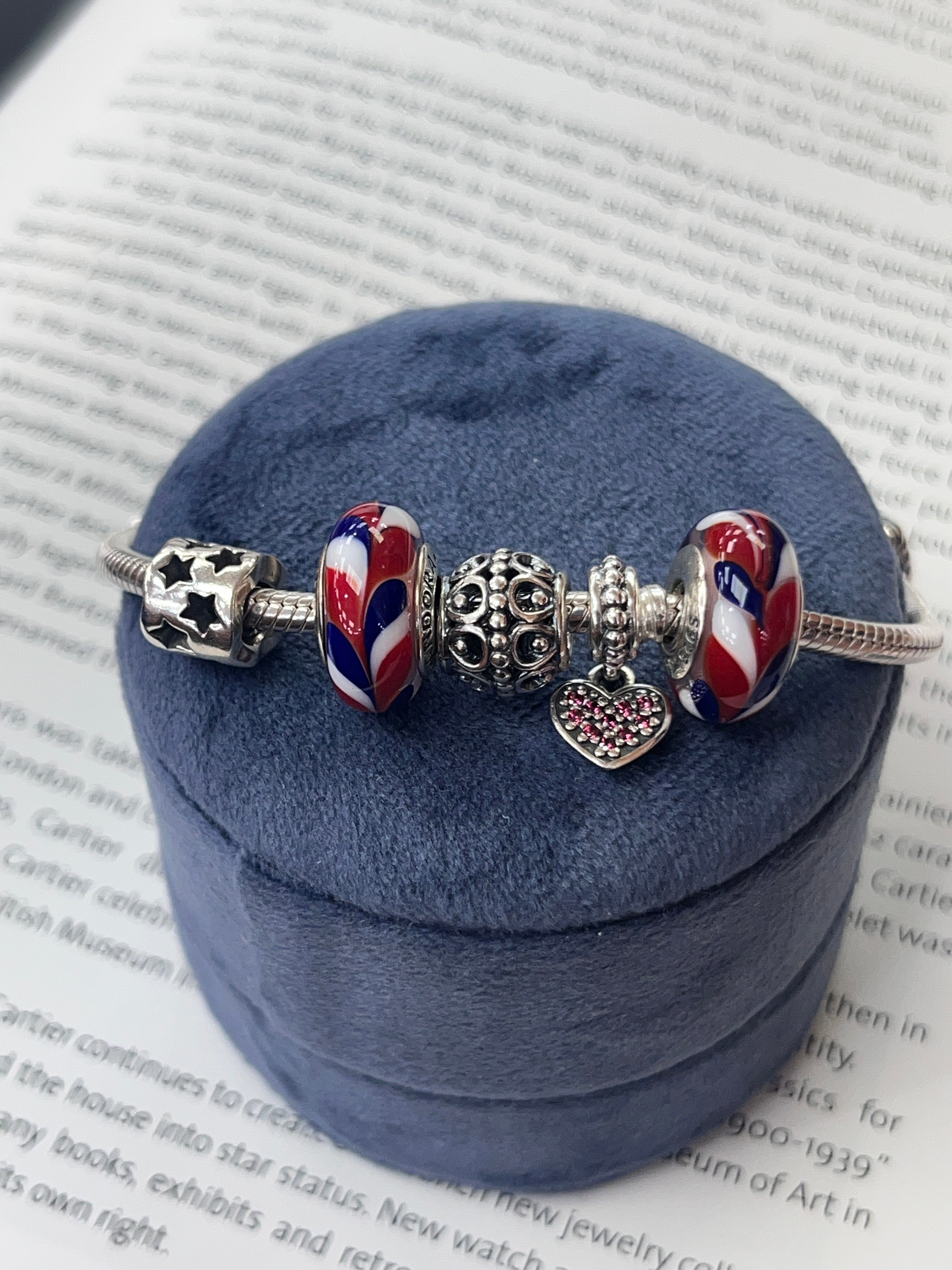 Pandora Sterling Silver Patriotic Murano Bead Heart Charm Bracelet.