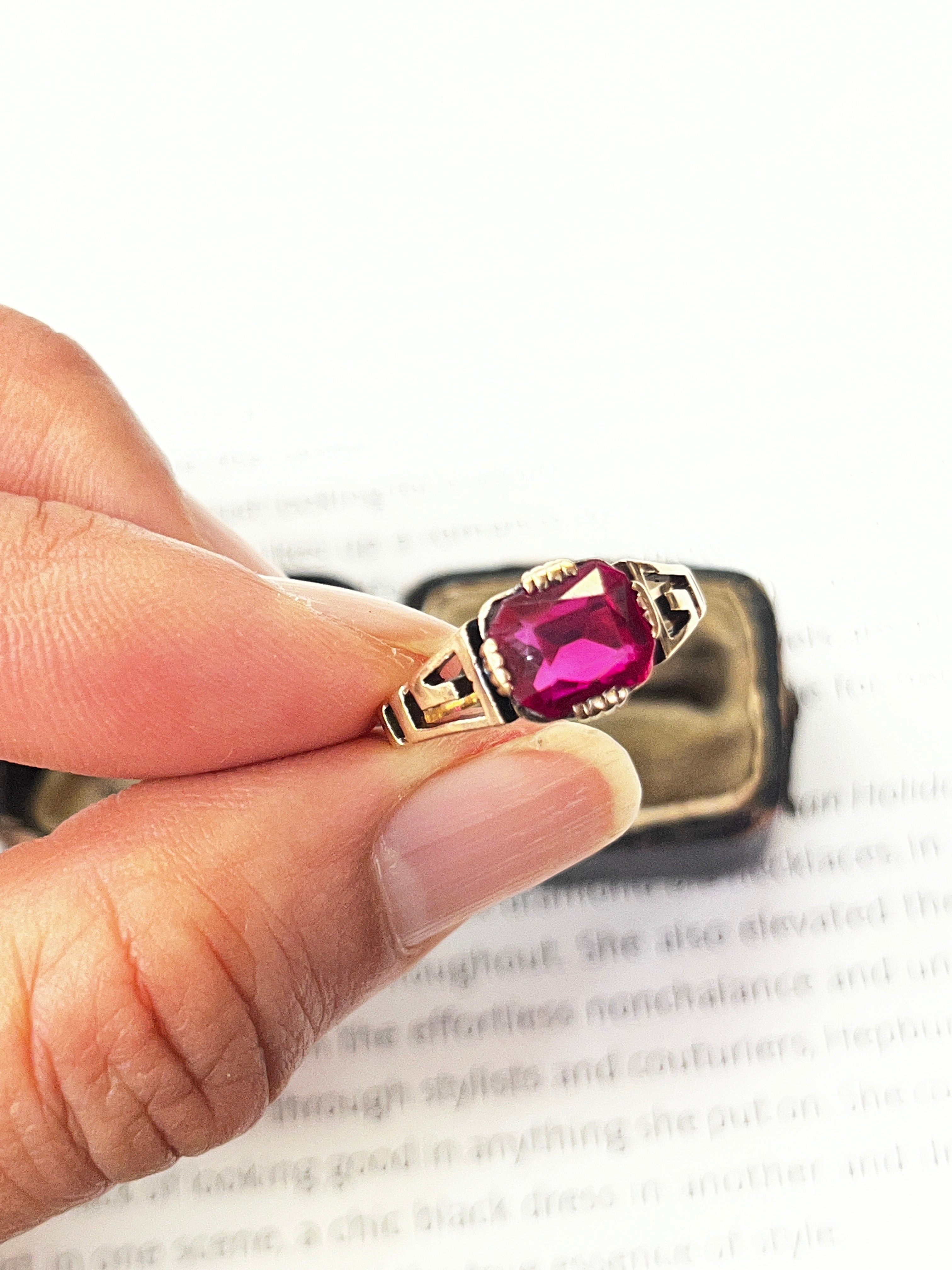 Antique Red Stone In 10K Rose Gold Ring