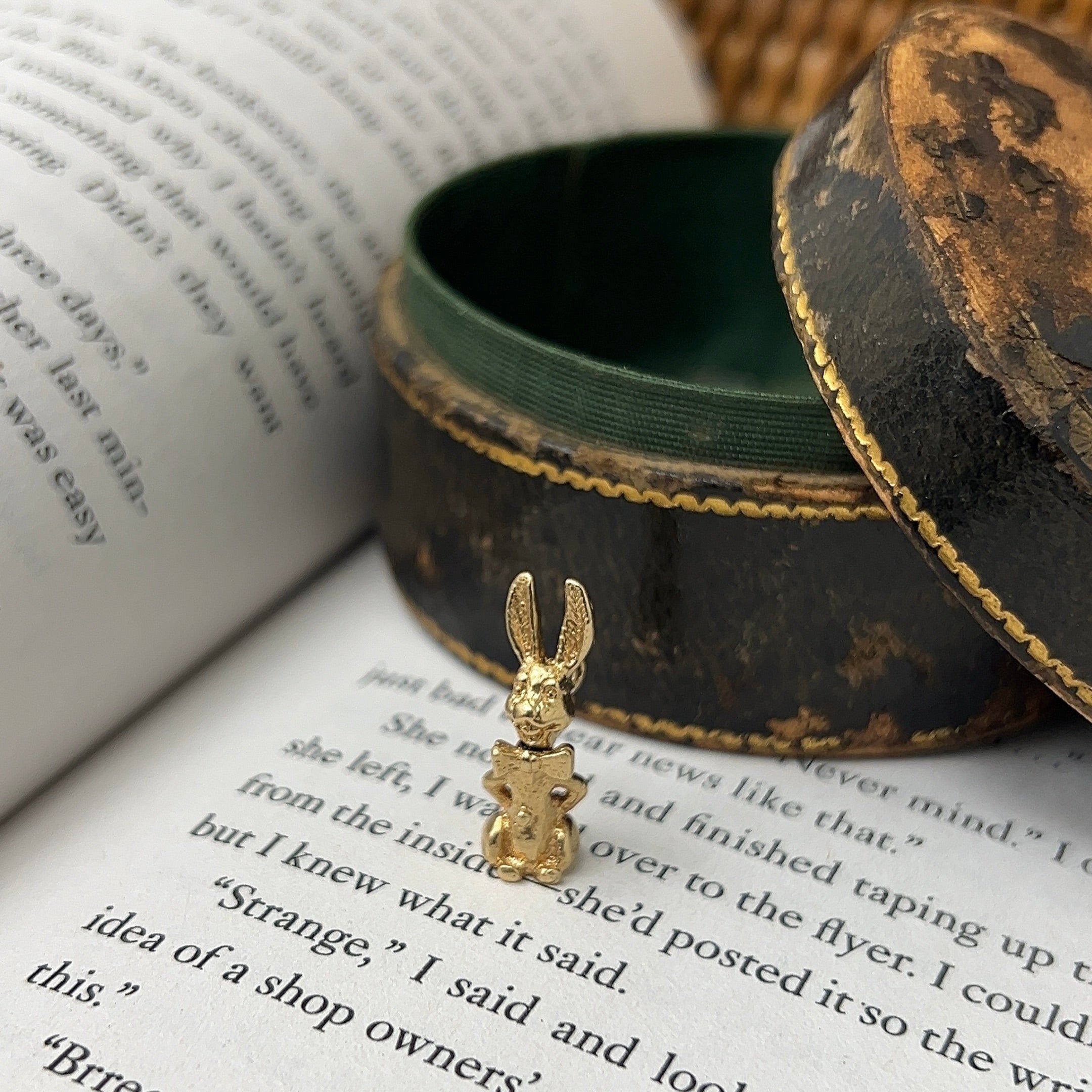 Adorable 14k Yellow Gold Bunny Rabbit Charm