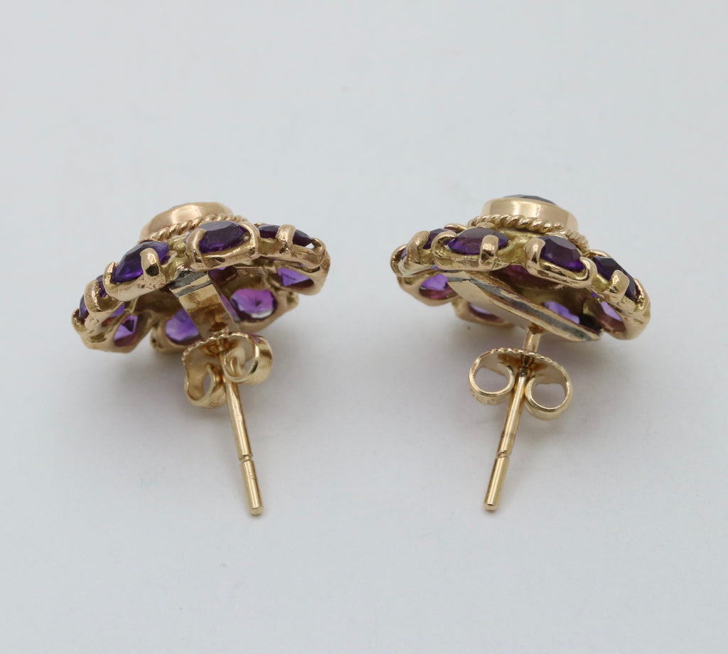 Vintage 14K Yellow Gold Siberian Amethyst Flower Studs