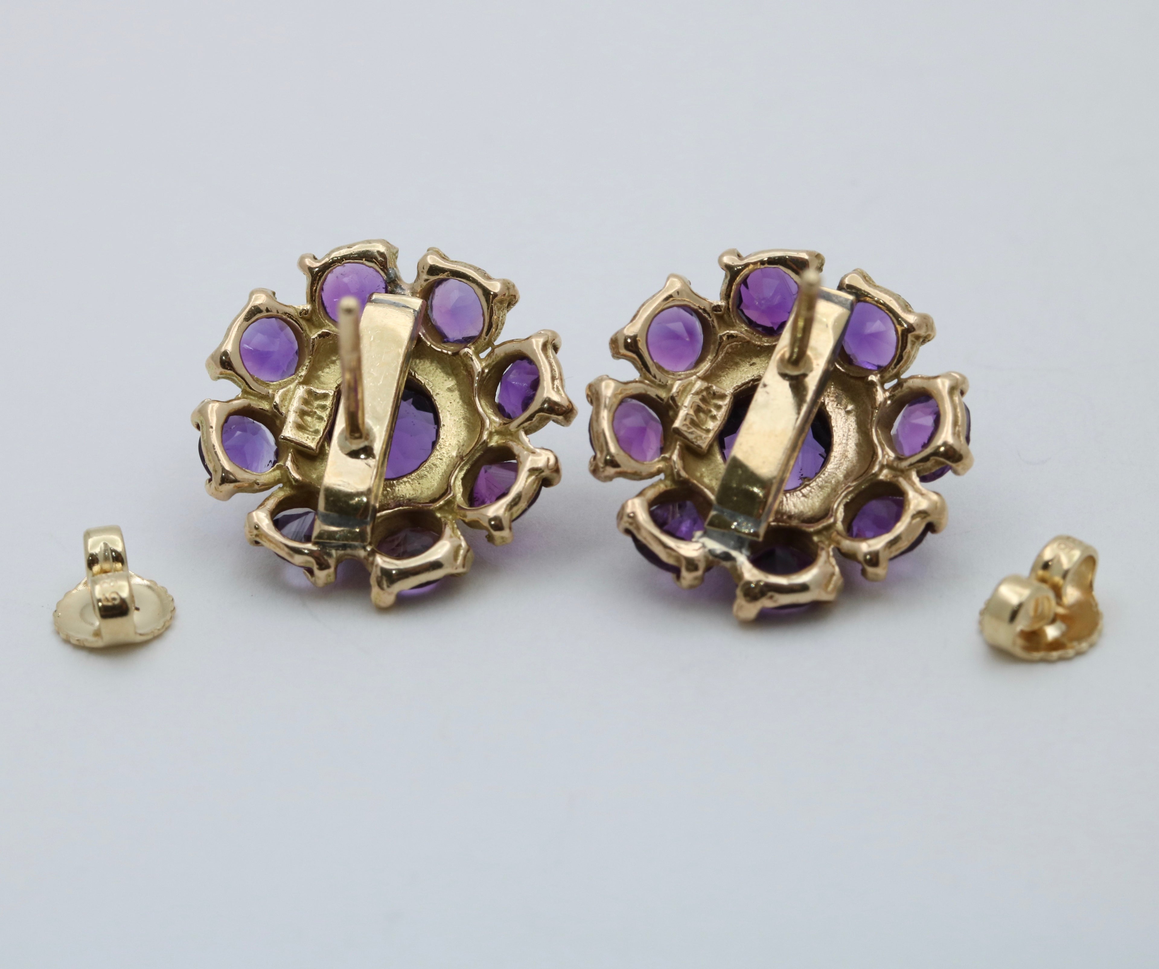 Vintage 14K Yellow Gold Siberian Amethyst Flower Studs
