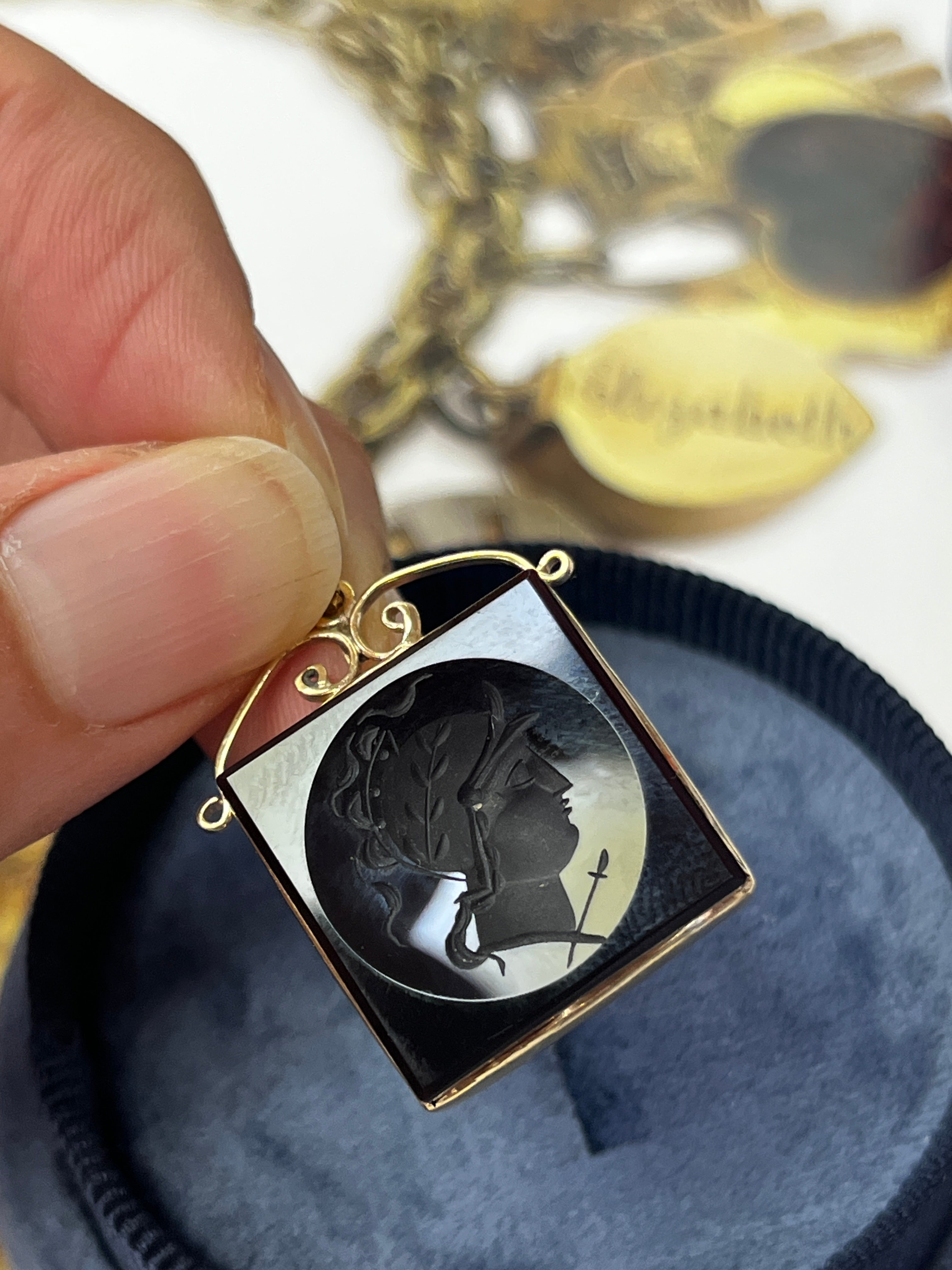 Vintage Intaglio Carved Carnelian 14K Yellow Gold Pendant