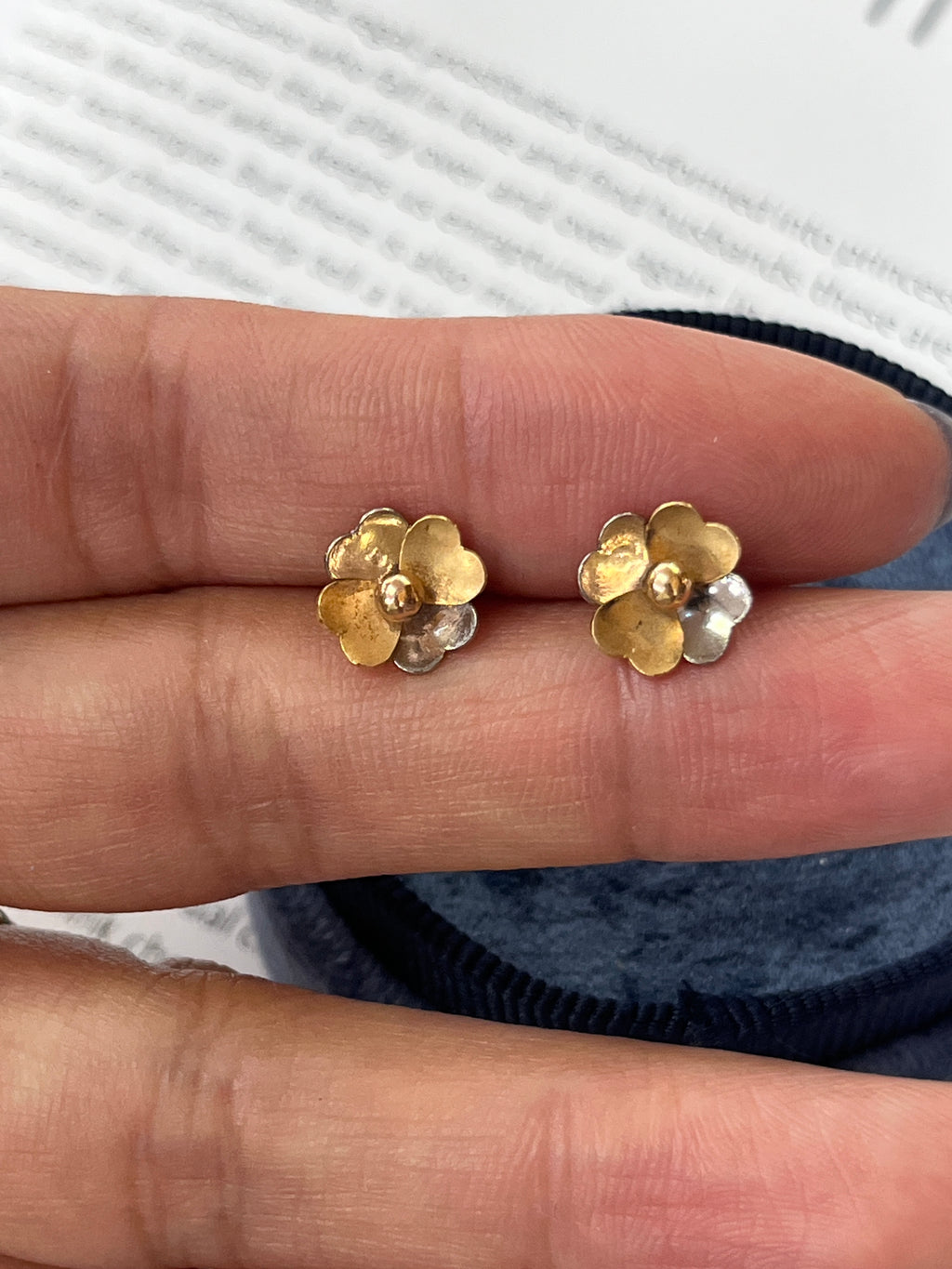 Vintage 14K Two Tone Gold Flower Studs