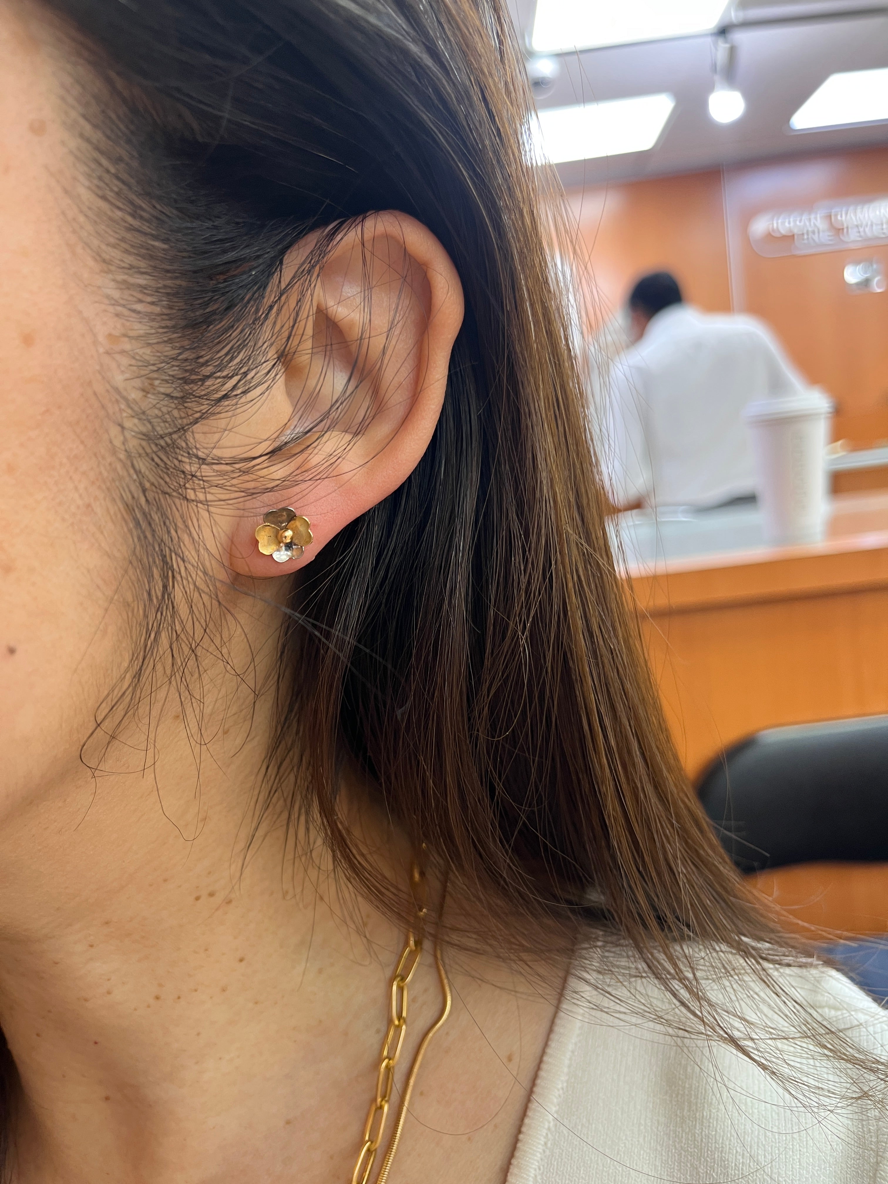 Vintage 14K Two Tone Gold Flower Studs