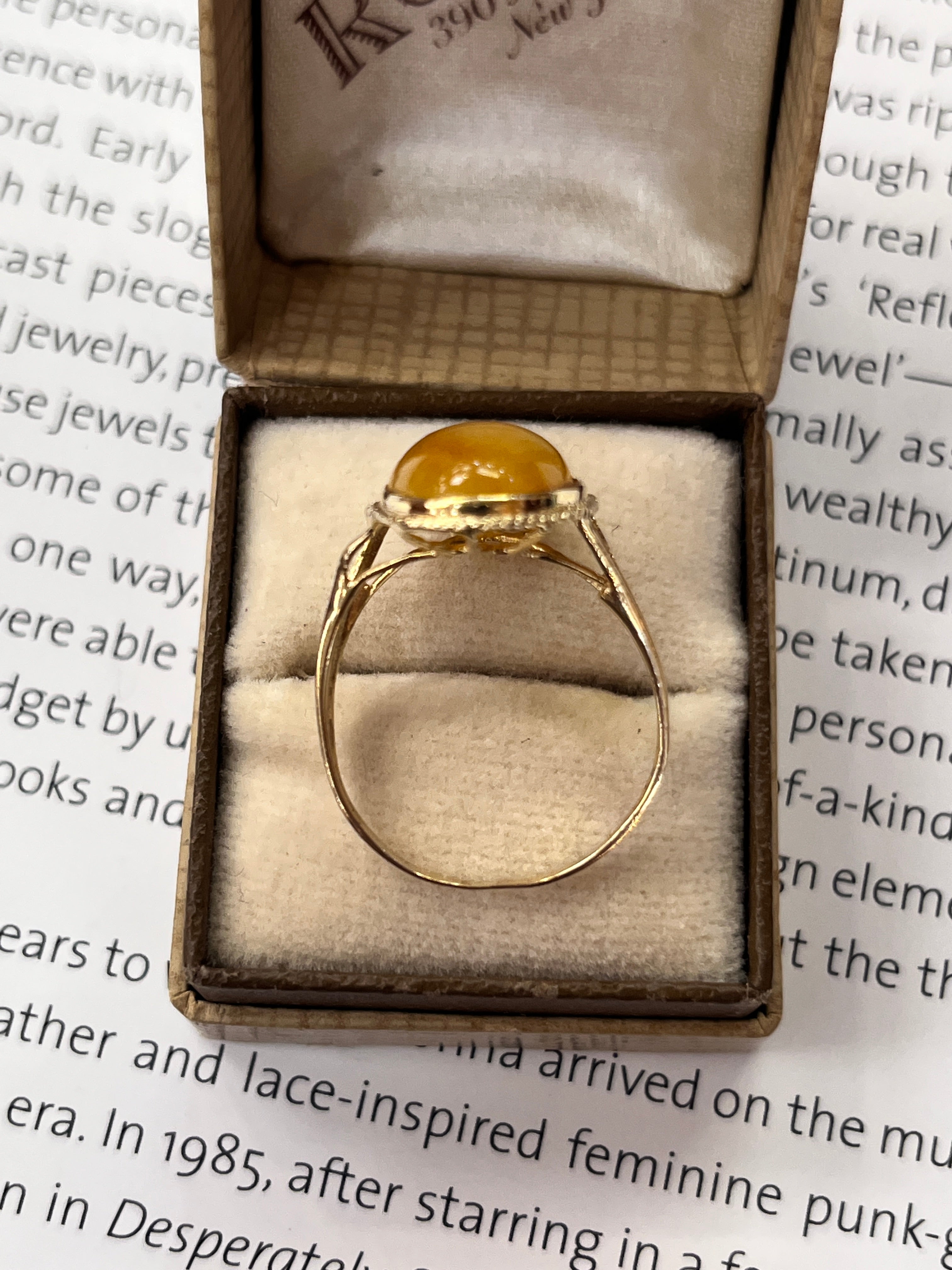 Vintage 10K Yellow Gold Butterscotch Amber Solitaire Ring