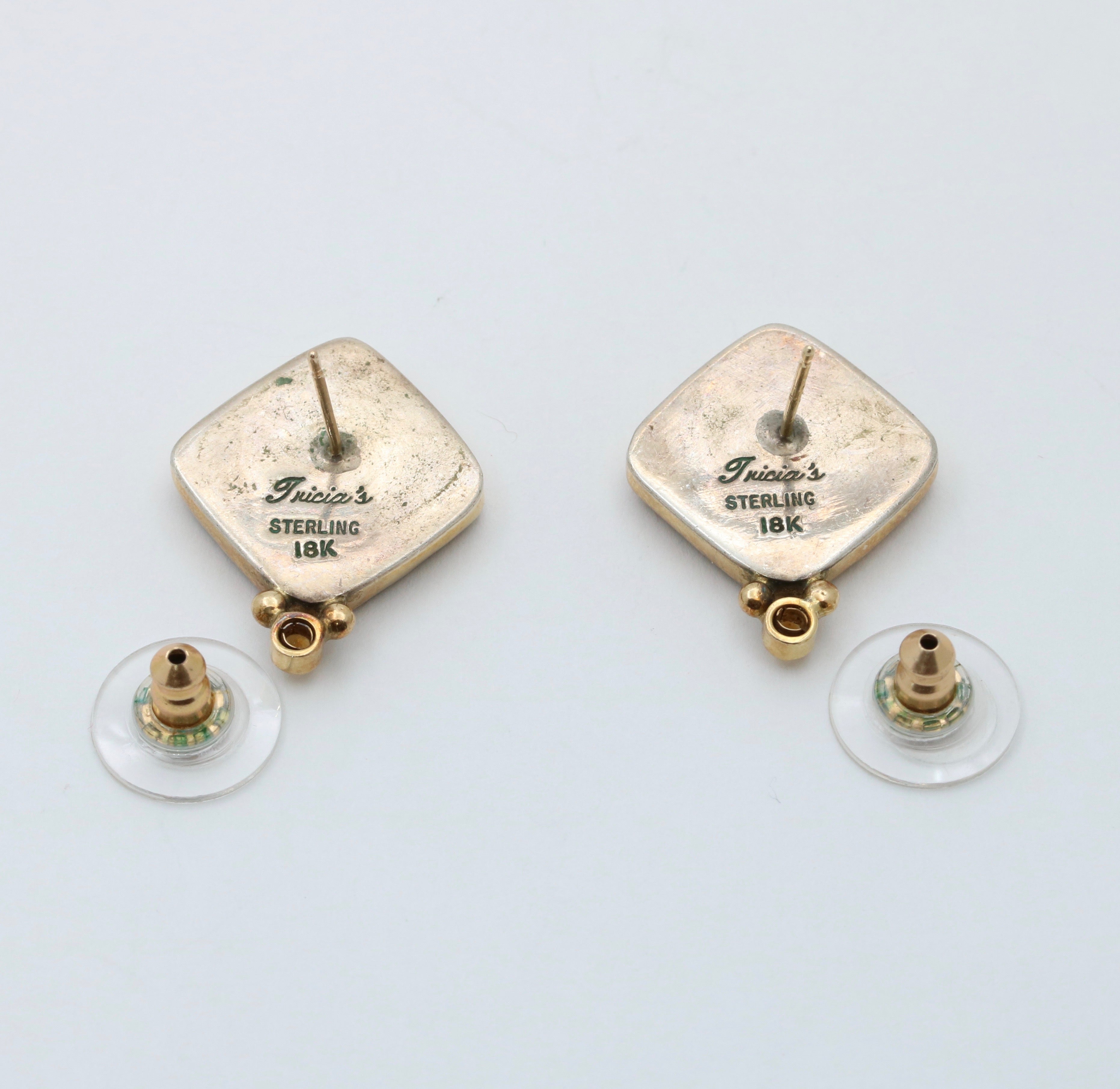 Vintage Cloisonné Open & Close Rose 18K Gold & Sterling Silver Studs Earrings.