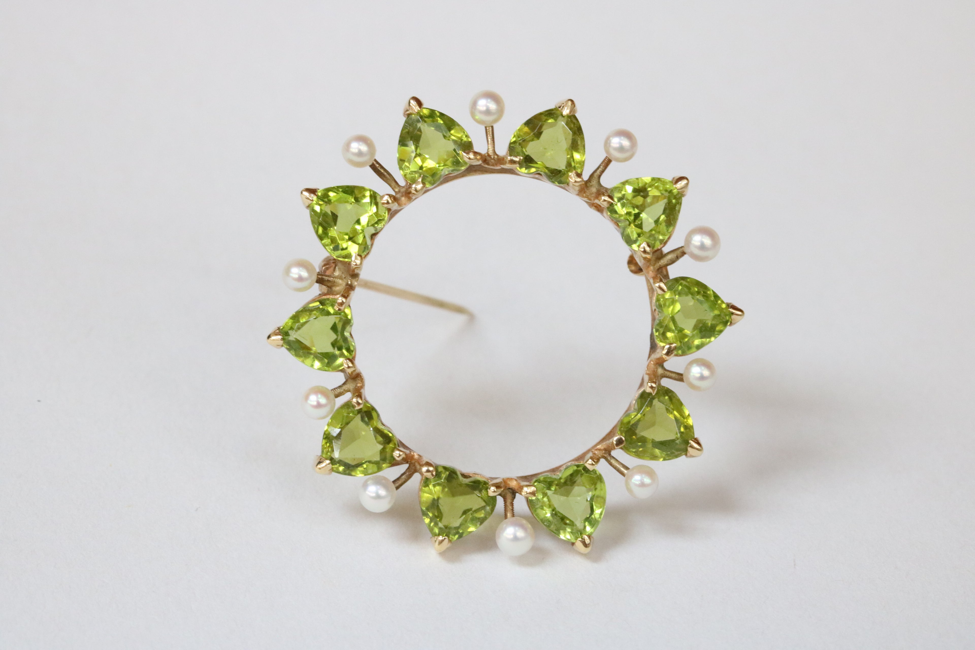 Vintage Heart Cut Peridot Pearls 14K Yellow Gold Brooch Pin