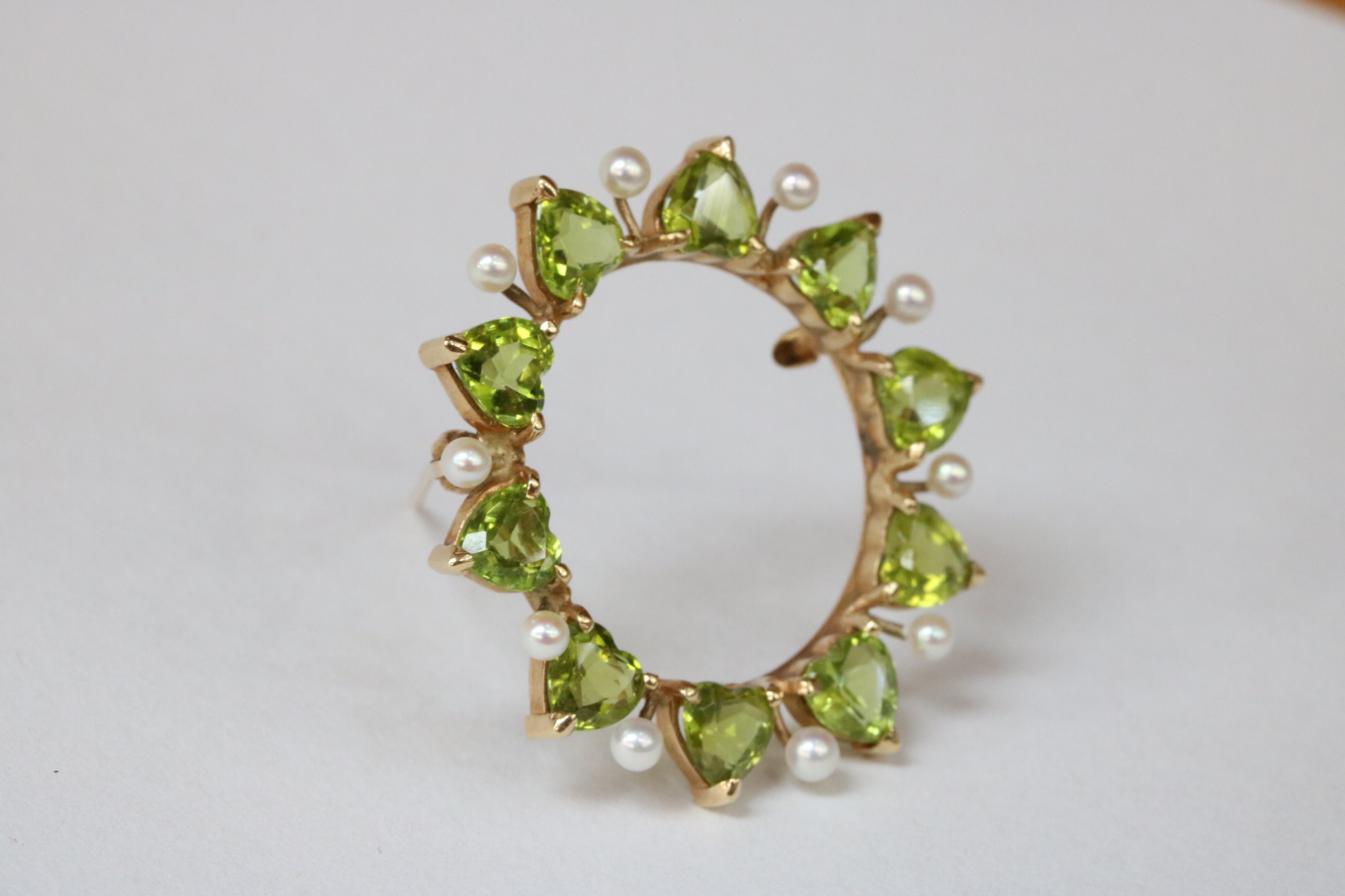 Vintage Heart Cut Peridot Pearls 14K Yellow Gold Brooch Pin