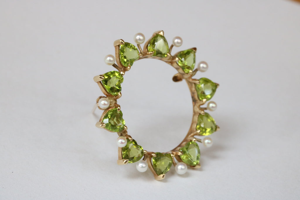 Vintage Heart Cut Peridot Pearls 14K Yellow Gold Brooch Pin