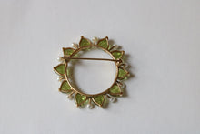 Load image into Gallery viewer, Vintage Heart Cut Peridot Pearls 14K Yellow Gold Brooch Pin
