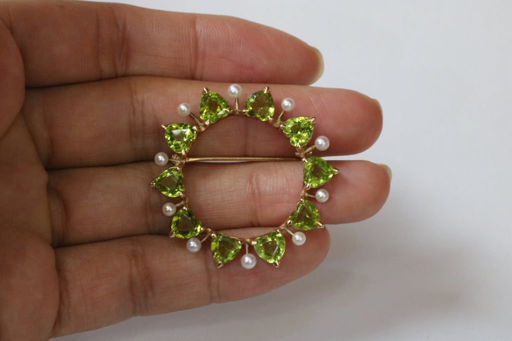 Vintage Heart Cut Peridot Pearls 14K Yellow Gold Brooch Pin