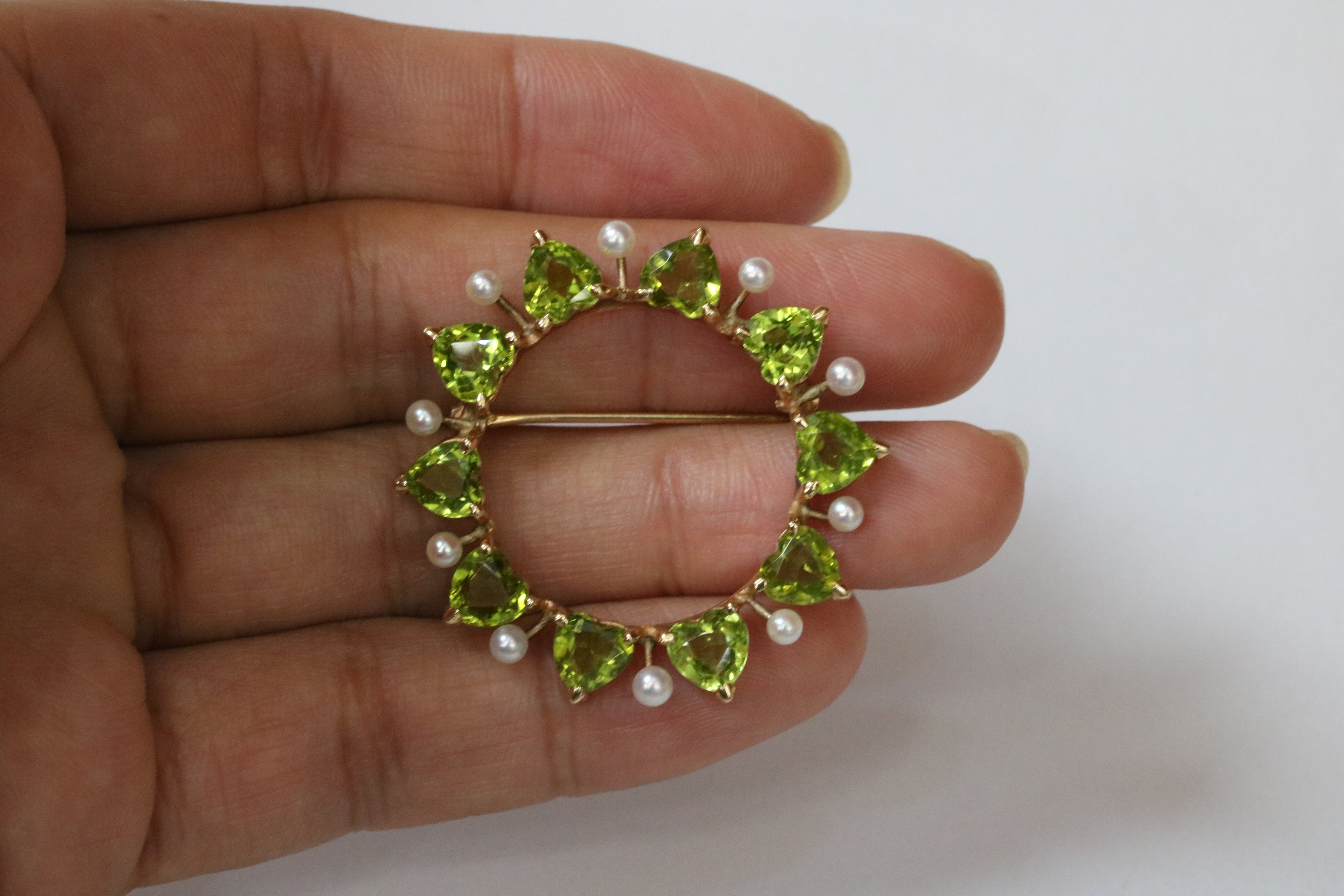 Vintage Heart Cut Peridot Pearls 14K Yellow Gold Brooch Pin