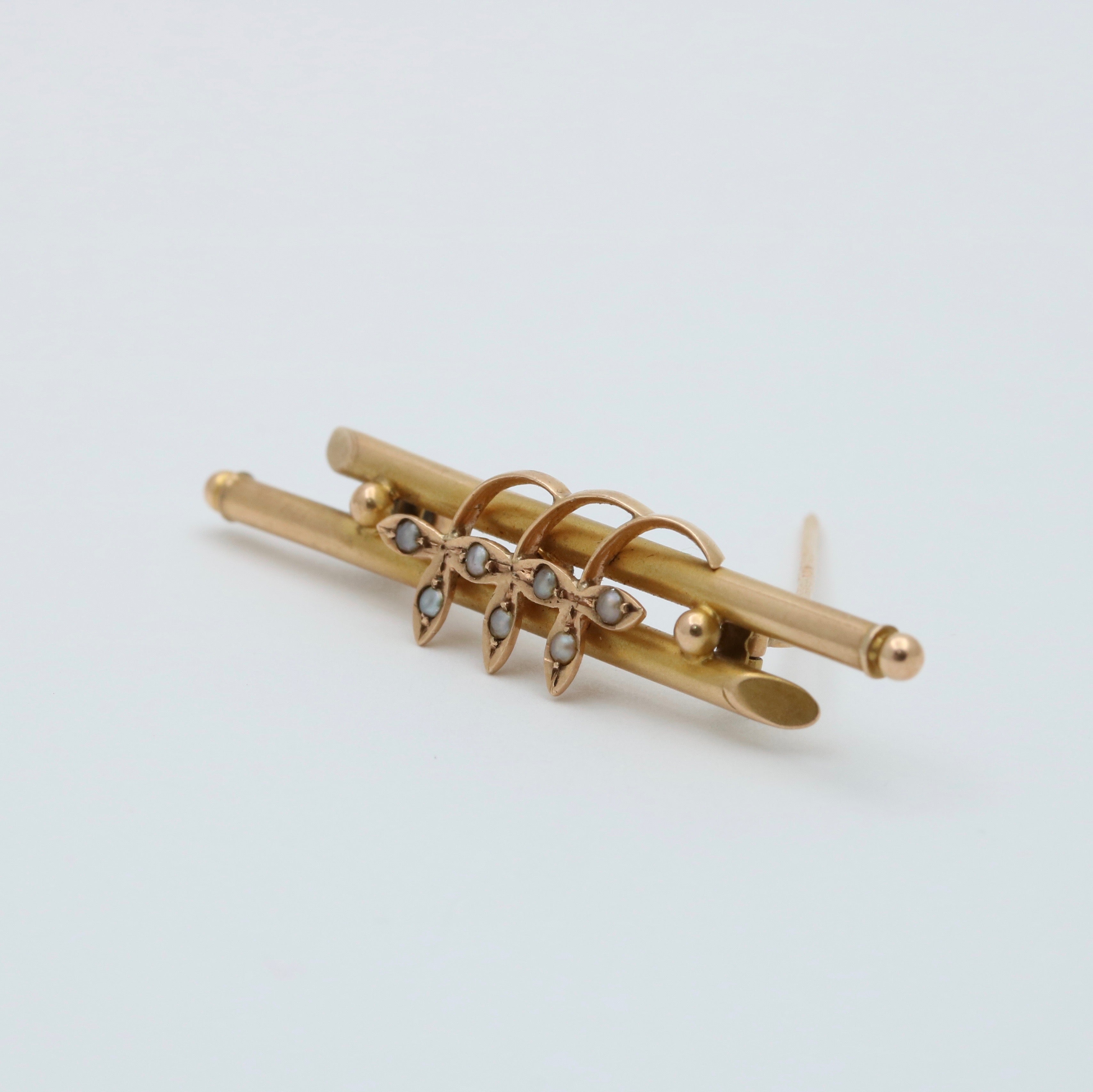 Antique 14K Yellow Gold Seed Pearl Three Clover Bar Pin
