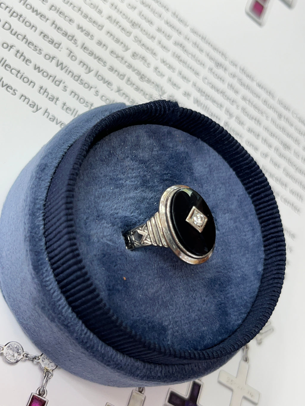 Antique Art Deco 14K White Gold Onyx & Diamond Ring