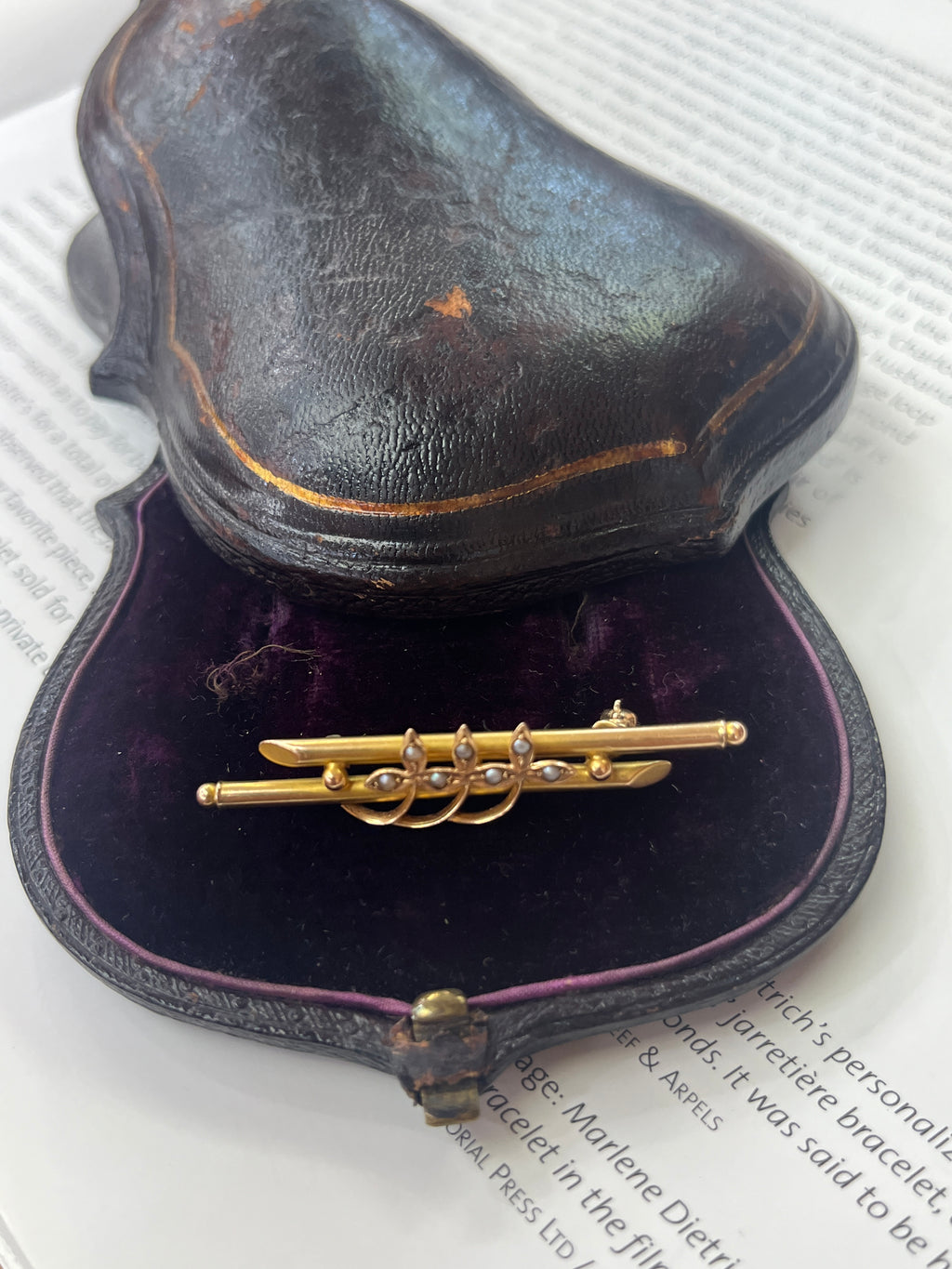 Antique 14K Yellow Gold Seed Pearl Three Clover Bar Pin