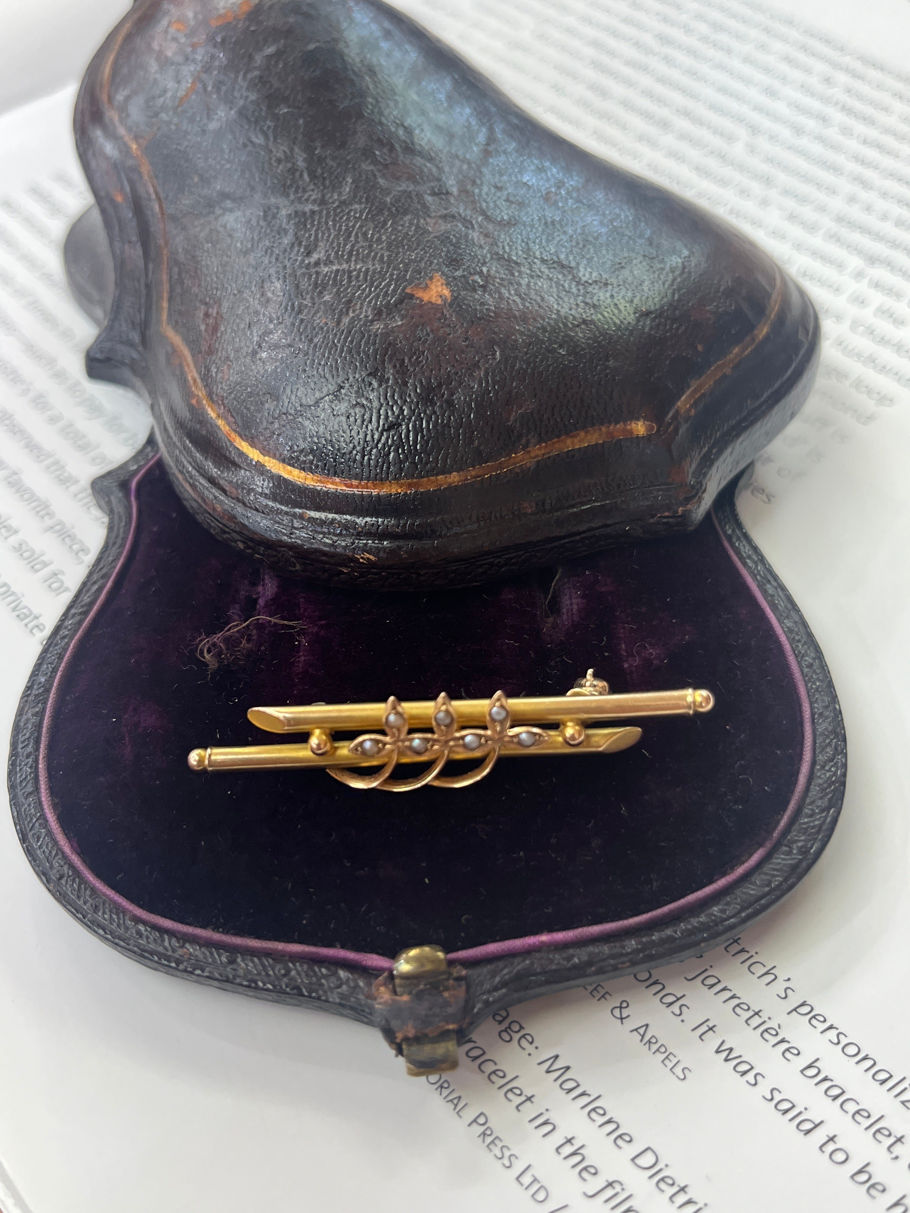 Antique 14K Yellow Gold Seed Pearl Three Clover Bar Pin