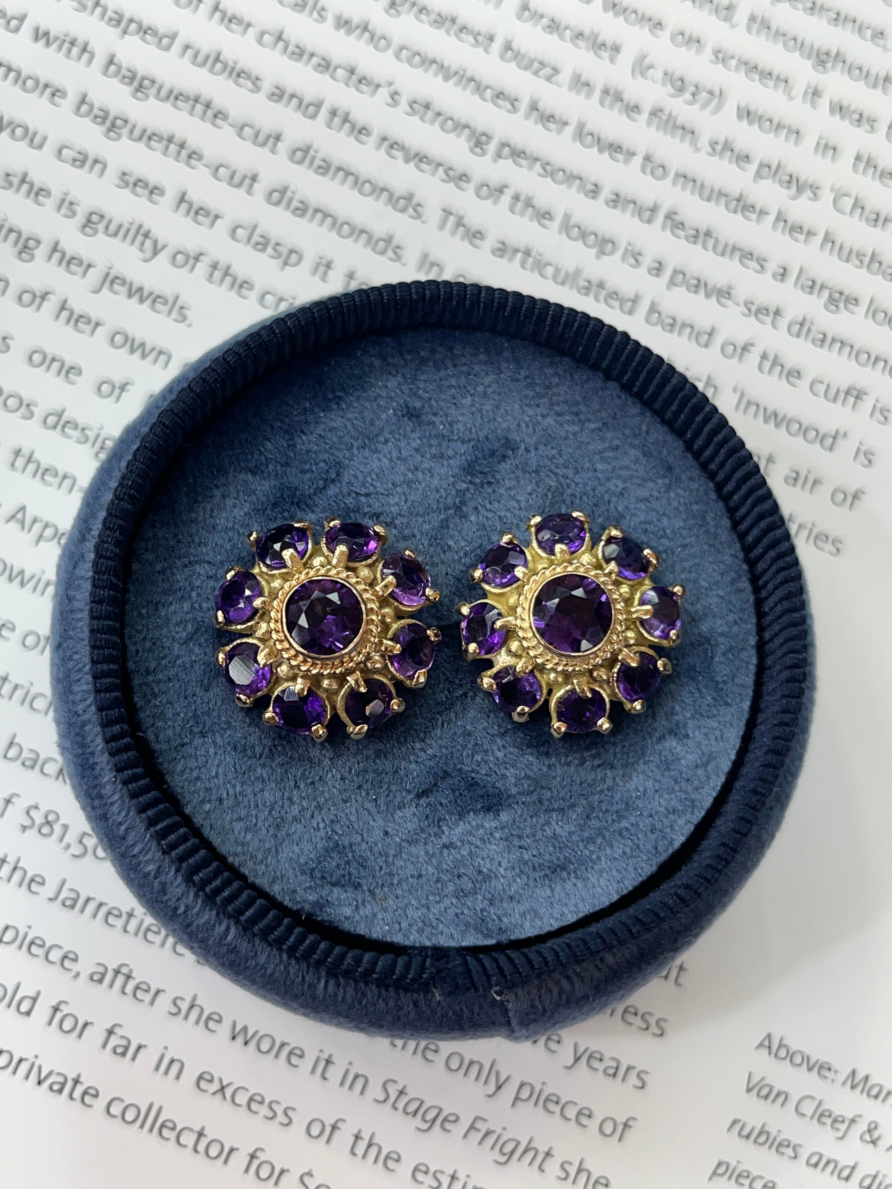 Vintage 14K Yellow Gold Siberian Amethyst Flower Studs